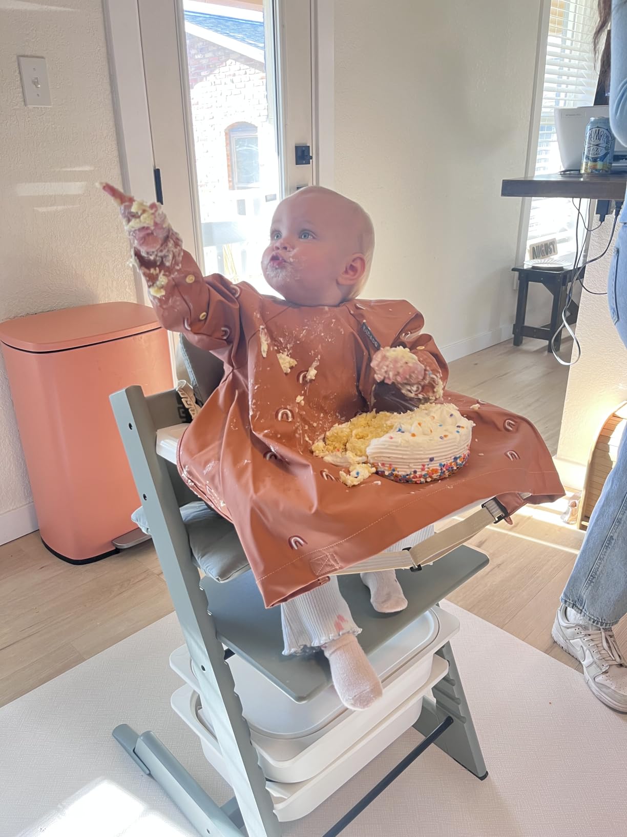 Stokke Tripp Trapp High Chair 2 with Tray and Cushion, Black/Nordic Grey | Includes Chair, Baby Set, Removable Harness, Tray, Cushion, for Ages 6-36 Months, Solid Wood, Holds up to 300 lbs customer photo 2