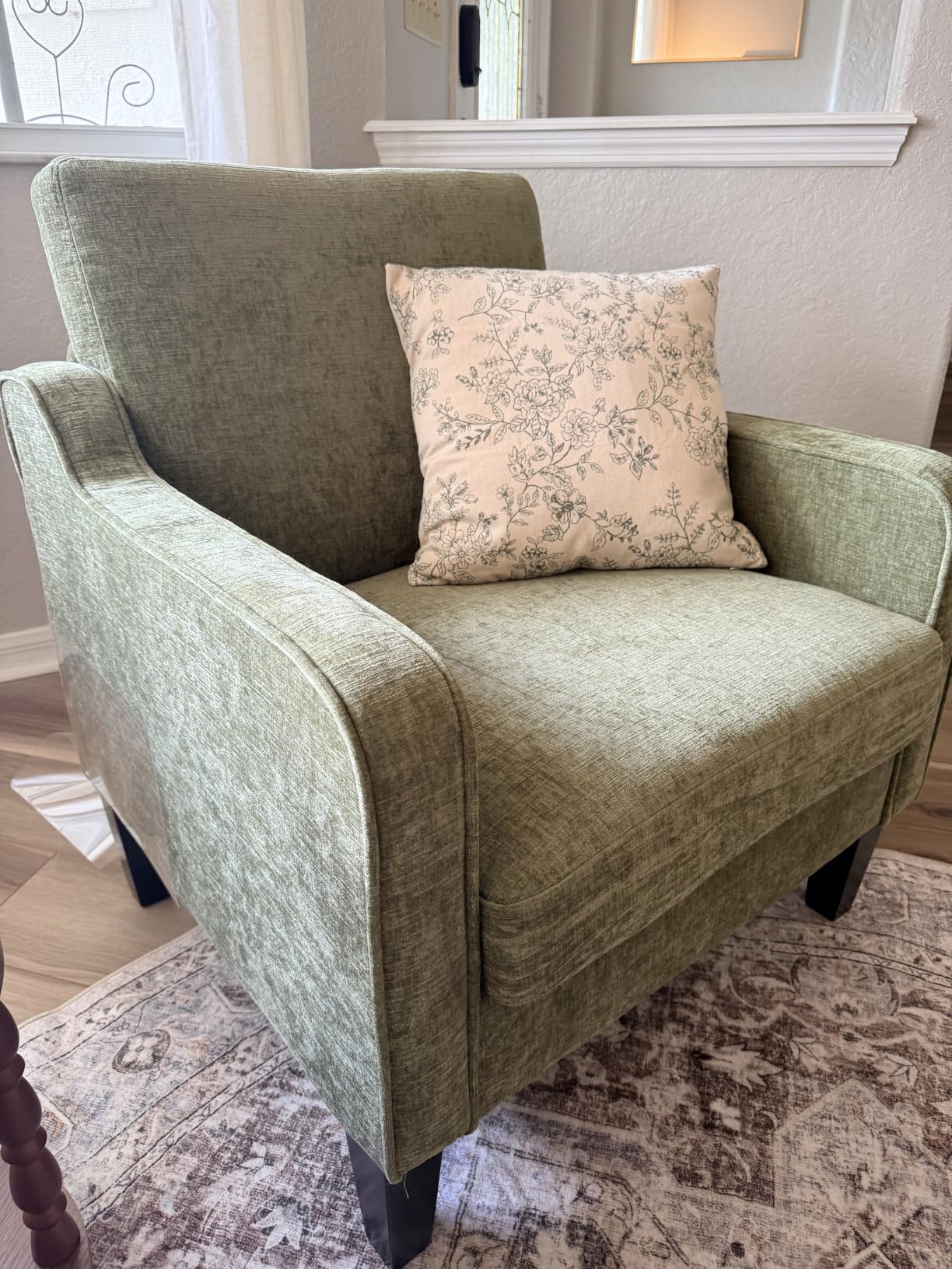 VINGLI Accent Chair for Living Room Chairs Light Brown Reading Chair for Bedroom Scooped Arm Chair Mid Century Modern Accent Chairs Upholstered Comfy Chair for Apartment, Waiting Room customer photo 2