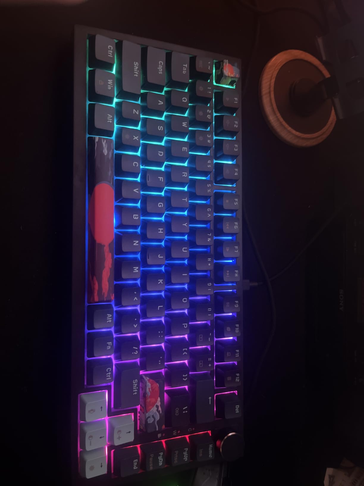 75 Percent Keyboard Gasket-Mounted with Sound Absorbing Pads, 82-Key Compact Wired RGB Mechanical Gaming Keyboard Hot-Swap Socket for Win, Fog Blue customer photo 1