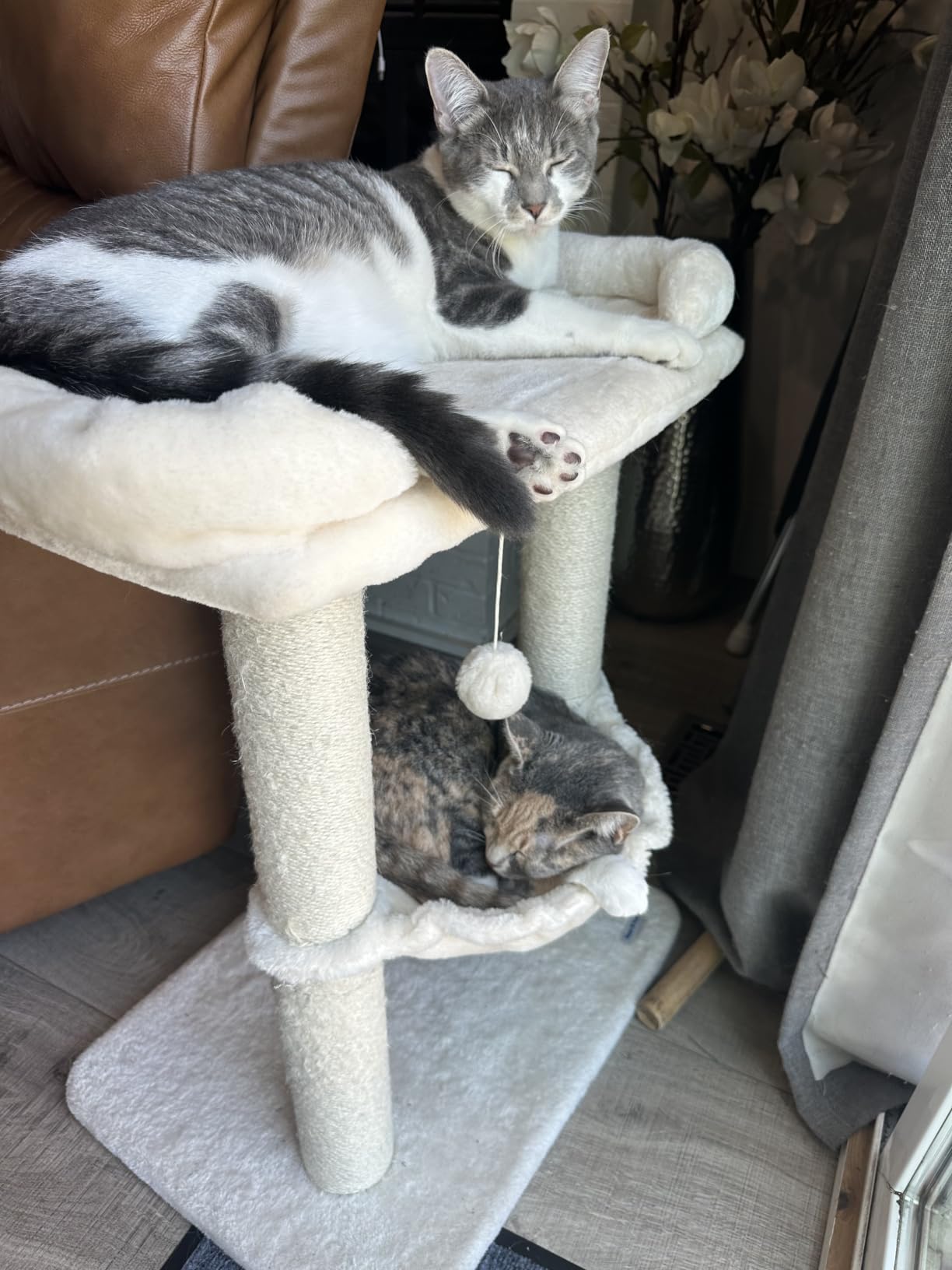 Cat Tree, Cat Scratching Posts with Large Bed for Big Cats | Small Cat Tower, 28