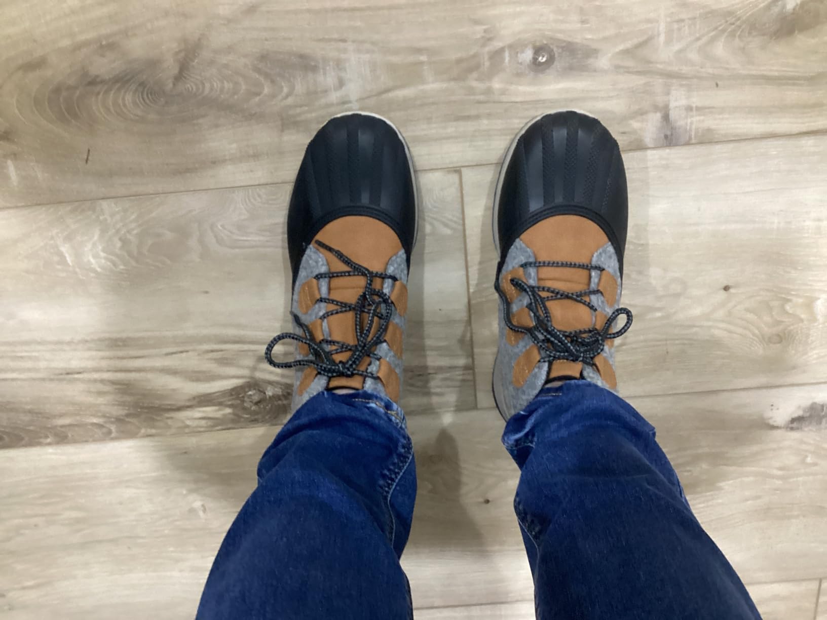 DREAM PAIRS Ankle Winter Boots for Women Waterproof Lace Up Anti-Slip Warm Snow Booties Fashion Sneaker Boots customer photo 2