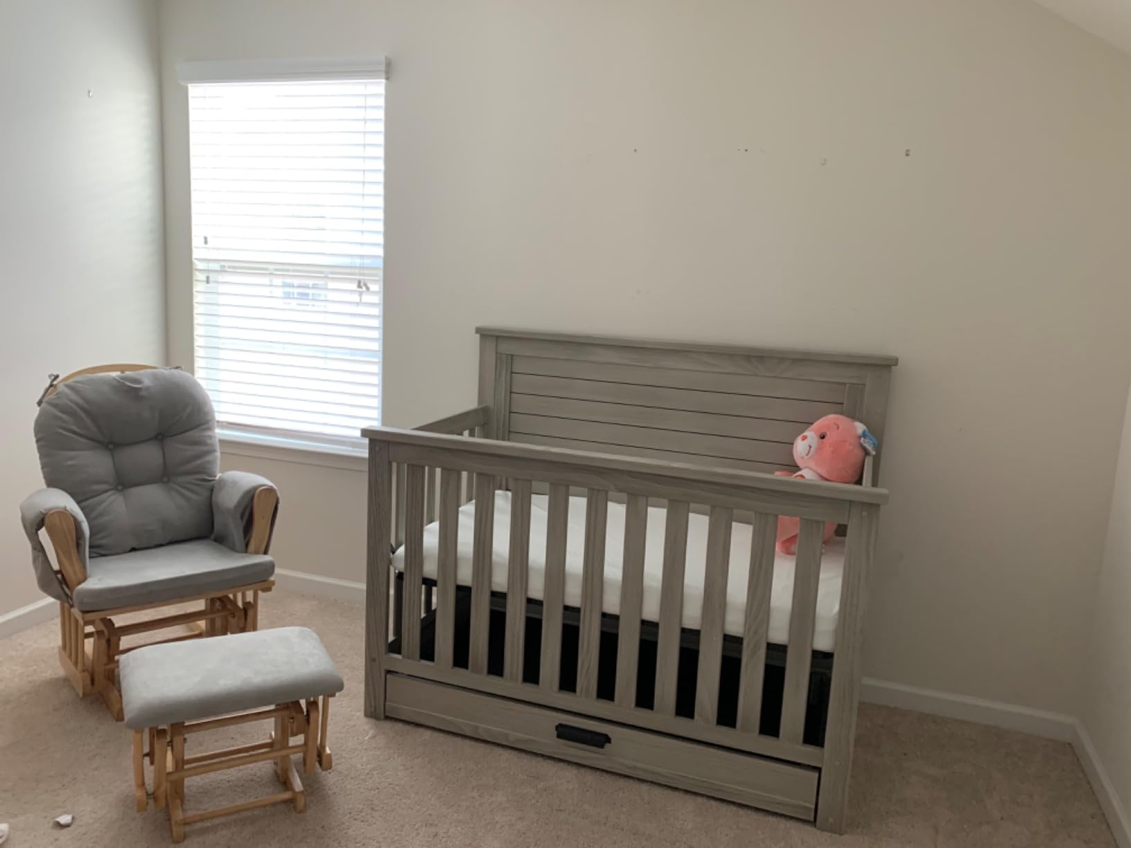 Delta Children Simmons Kids Caden 6-in-1 Convertible Crib with Trundle Drawer, Greenguard Gold Certified, Aged Oak customer photo 1