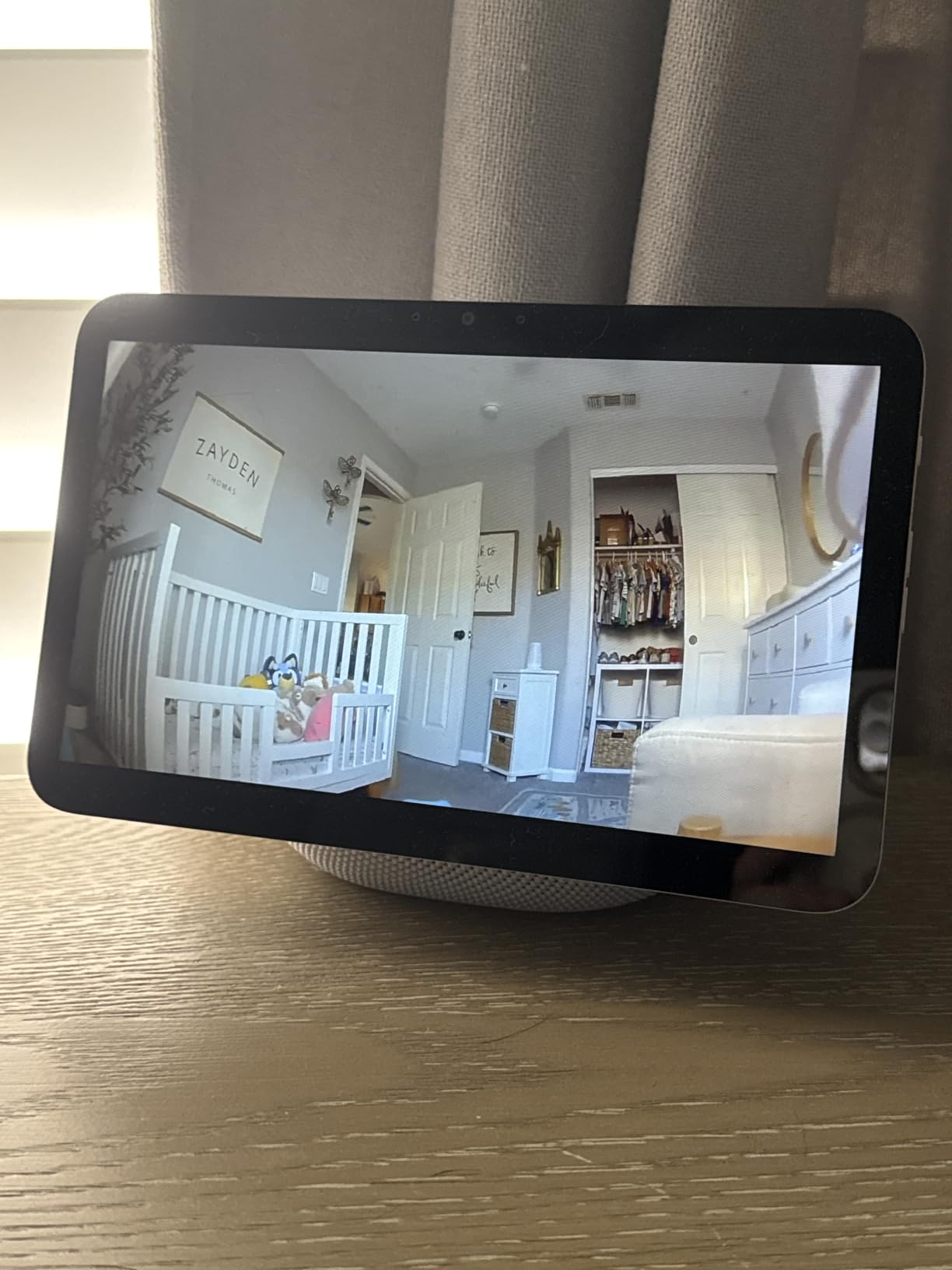 Echo Show 8 (newest model), Vibrant HD 8.7
