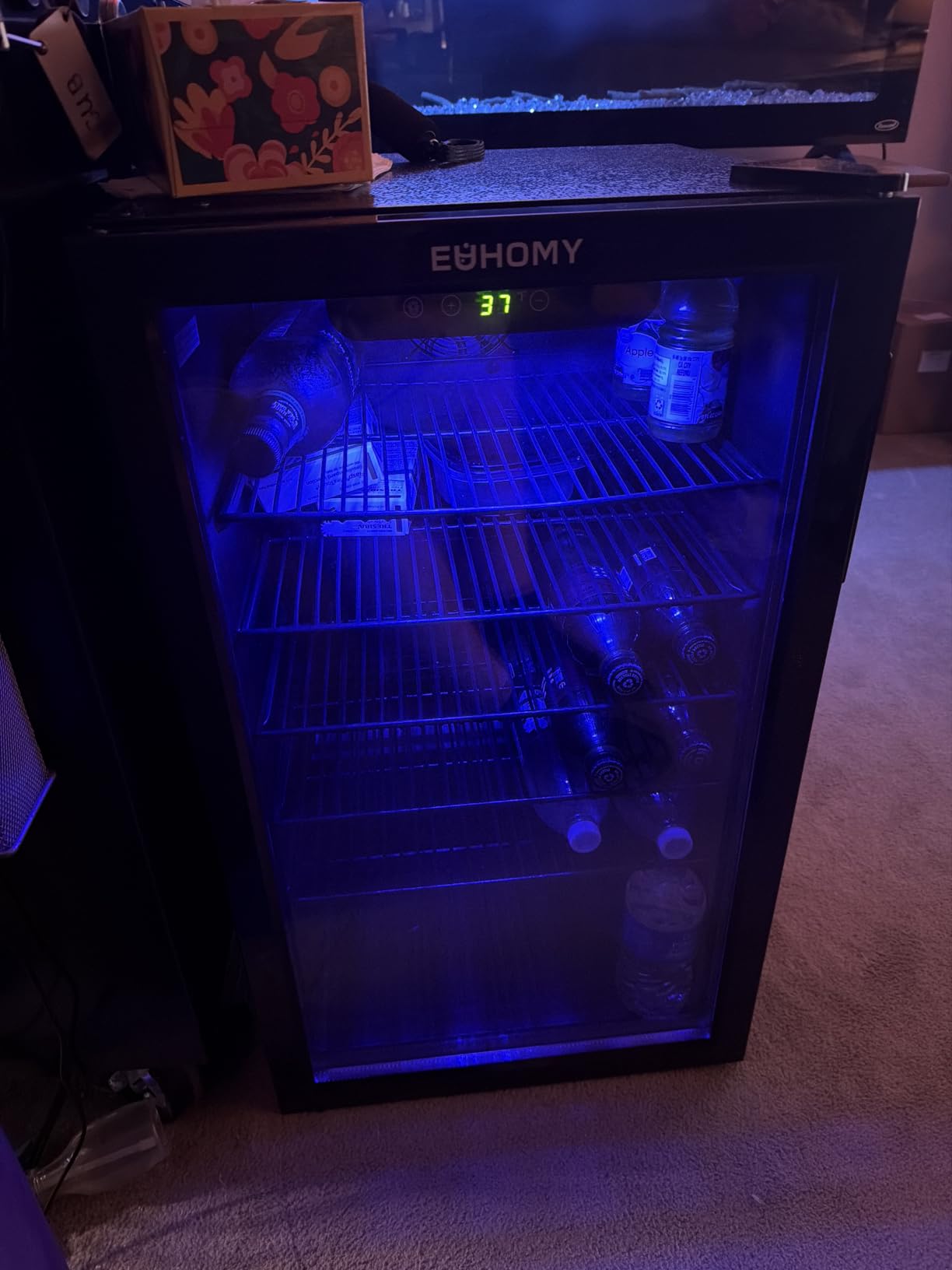 EUHOMY 18L Beverage Refrigerator Cooler, 24 Cans Mini Fridge with Quiet Compressor, Countertop Small Fridge with 40F-61F Digital Temperature Control, LED Light for Home, Bar, Office customer photo 1