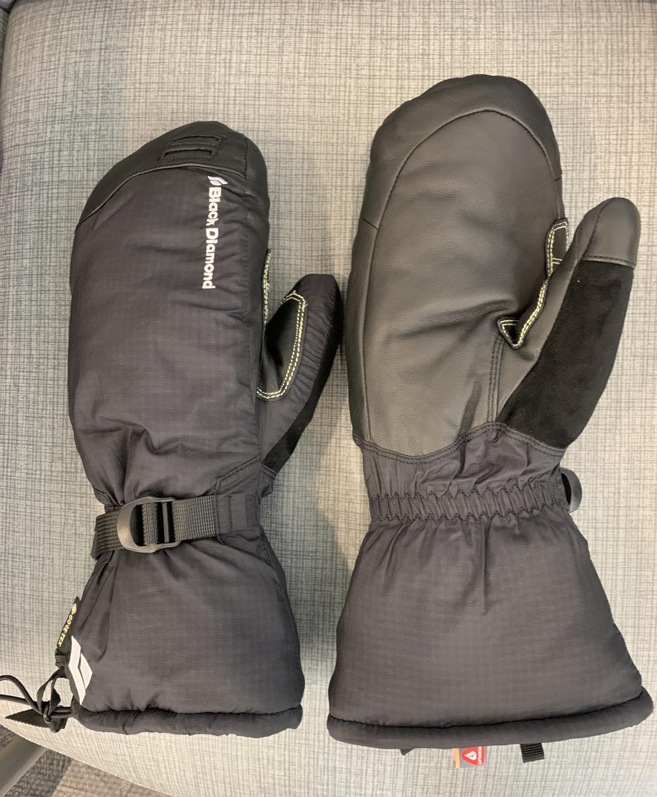 Black Diamond Super Light Ski/Snow Mitts, Waterproof, Insulated, Expedition customer photo 2