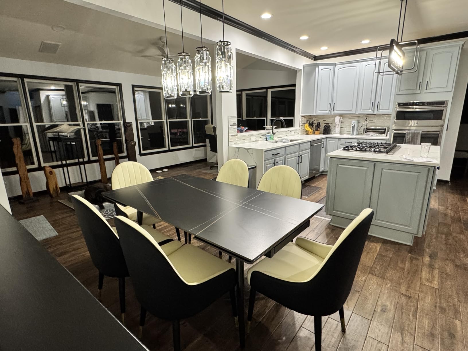 Extendable Dining Table (62.9