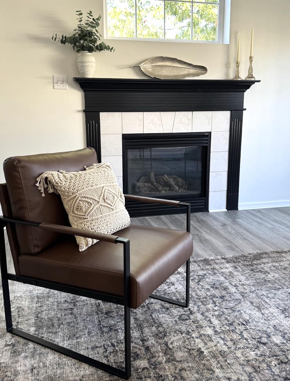 Lexicon Modern Accent Chair, Faux Leather Upholstered Living Room Chair with Wrapped Armrests, Arm Chair with Black Metal Frame, Comfy Single Chair for Living Room/Bedroom/Reading Room/Office, Brown customer photo 2
