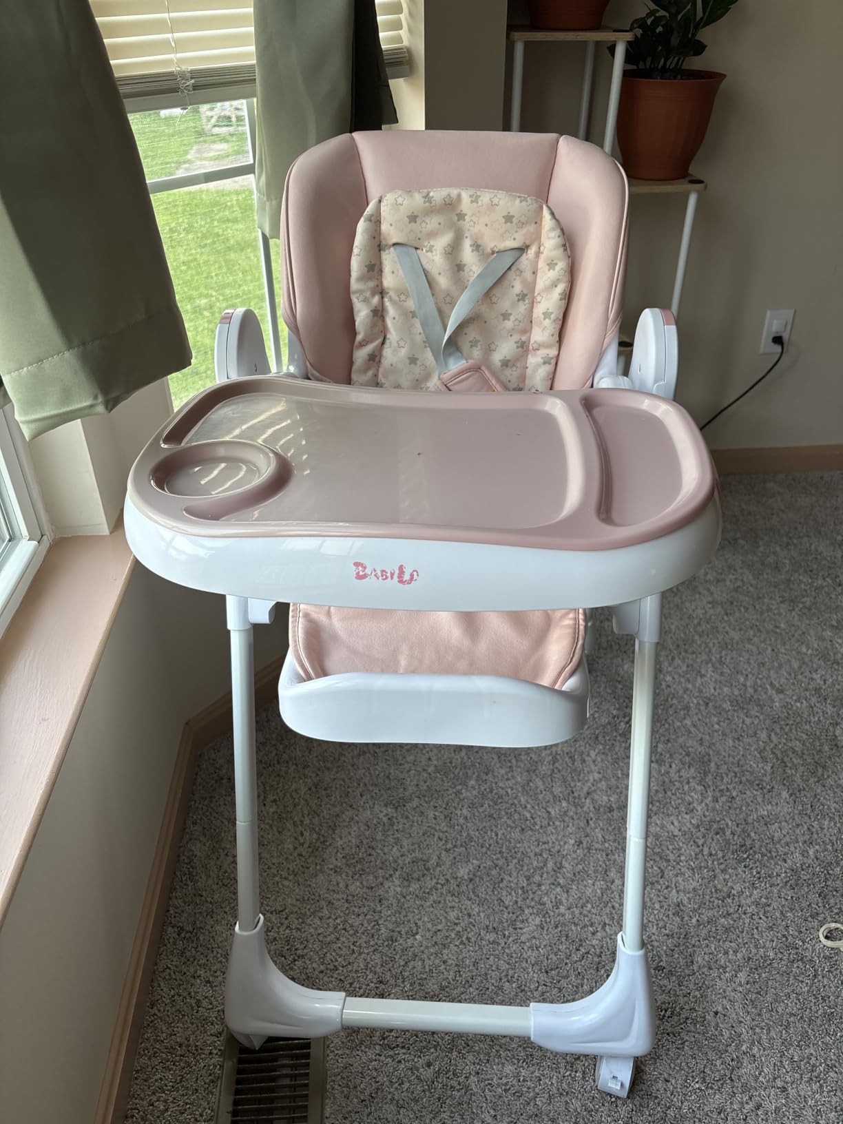 Babilous Foldable High Chair with Soft Cushion, High Chairs for Babies and Toddlers, Height Adjustable Feeding Chair, Adjustable Backrest and Footrest, Lockable Wheels, Star Gray customer photo 1
