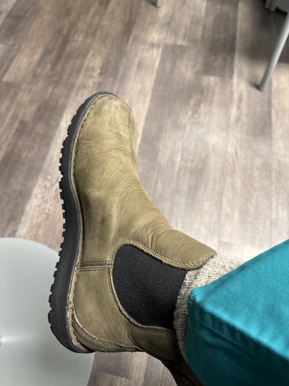 Tramline Chelsea 917 GORE-TEX for Men Waterproof Leather Slip-On Chelsea Boot customer photo 1
