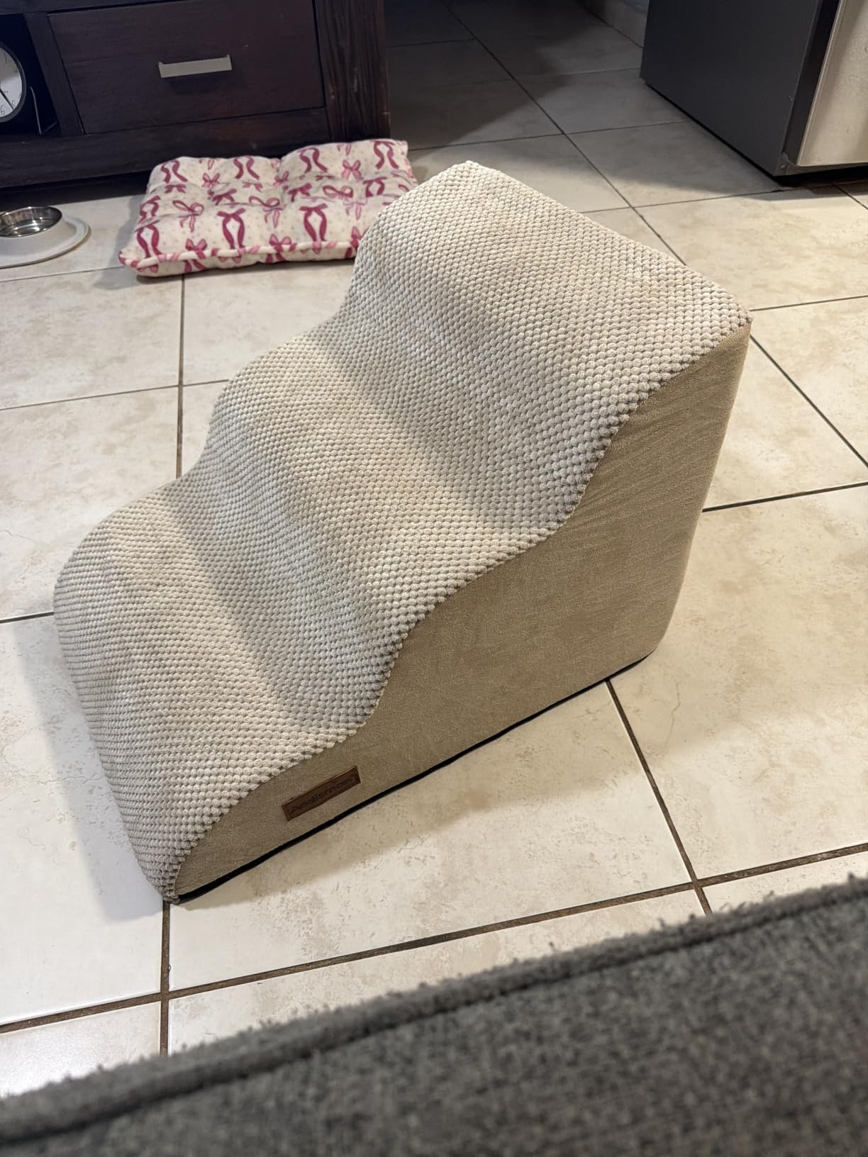 Aodisman Dog Stairs for Small Dogs, 3 Step Dog Ramp for Couch, Non-Slip Steps | Pet stairs help small dogs, old cats, and puppies reach couches and chairs easily, durable indoor dog steps, 15.4