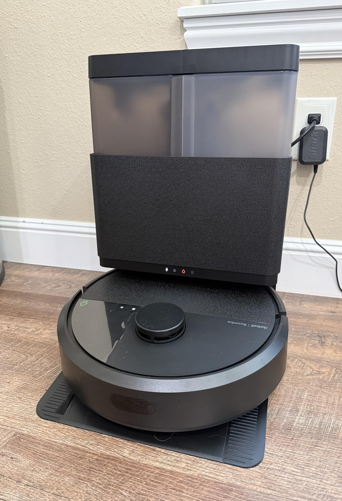iRobot Roomba Plus 405 (G185) Combo Robot Vacuum & Mop with AutoWash Dock - Spinning Mop Pads, Self-Empties, Pad Washing & Drying, Self-Cleaning, Pad-Lift, LiDAR Navigation | 70x Suction, DualClean Spinning Mop Pads with Smartscrub customer photo 1