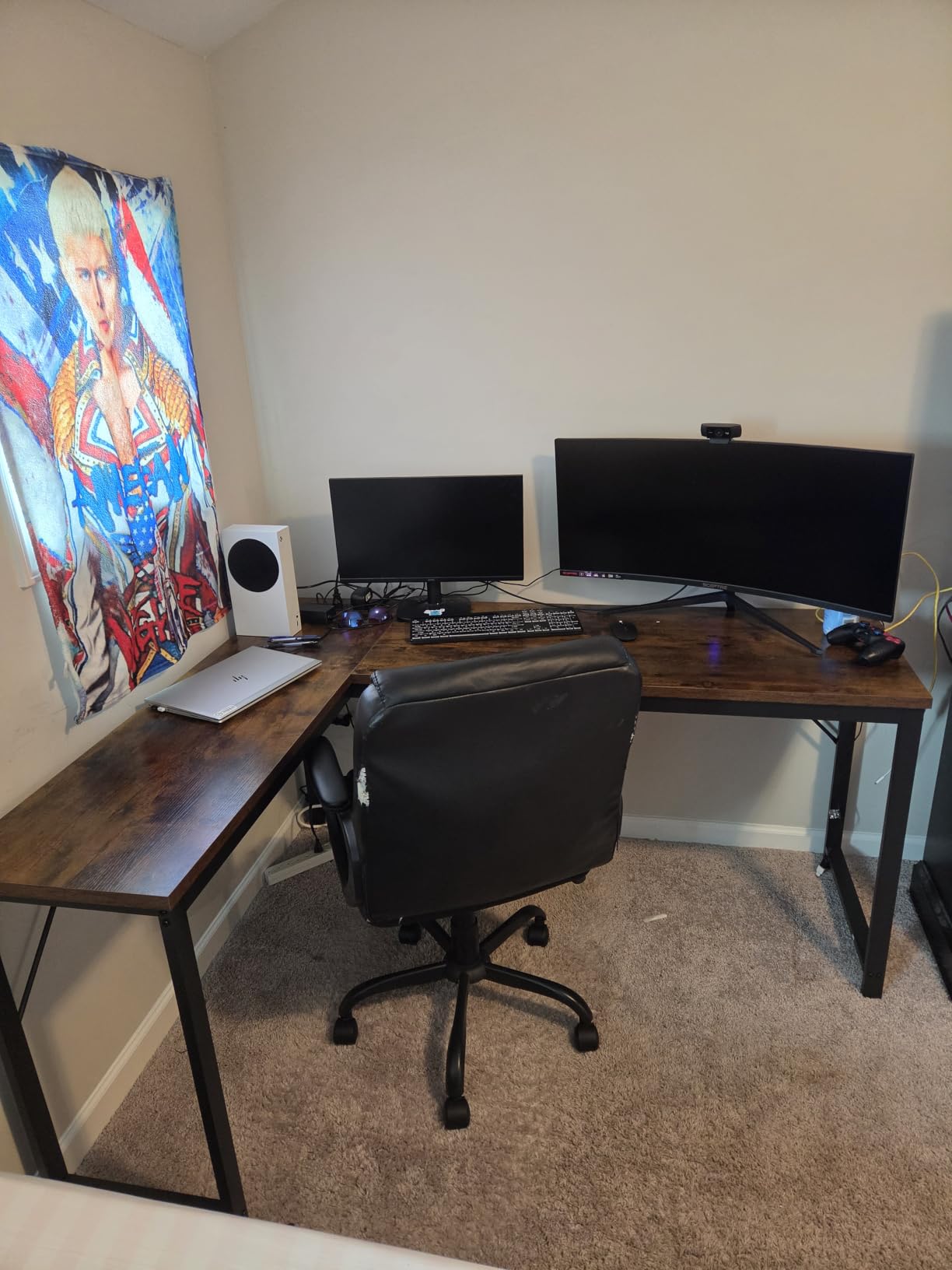 Huuger 63 Inch L Shaped Desk with Power Outlets & USB-C Port, 0.95 Inch Thicker Desktop, Reversible Computer Desk, Larger Office Corner Gaming Desk, Metal Frame, for Home Office, Study, Rustic Brown customer photo 2