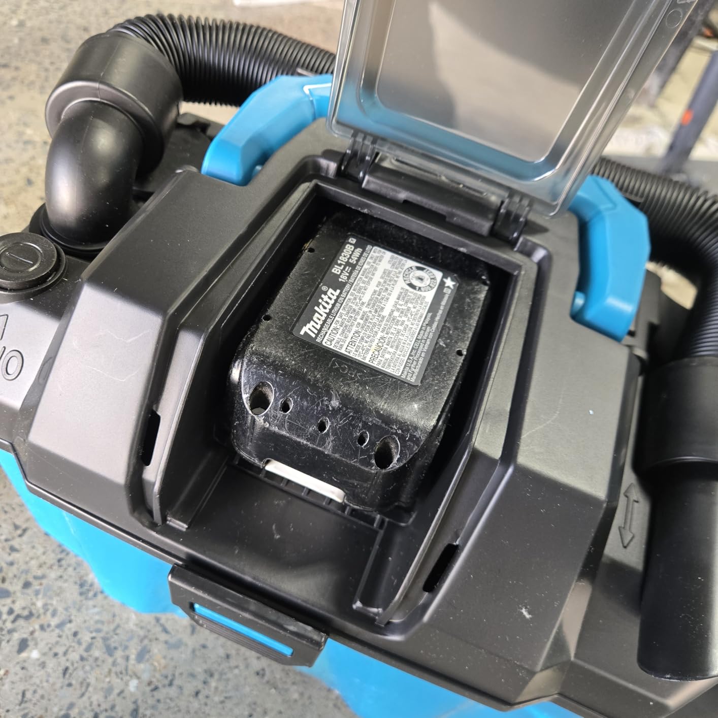 Seesii Cordless Wet Dry Shop Vac, 2 x 4.0Ah Rechargeable Batteries | 2.6 Gallon Vacuum Cleaner, HEPA Filter, Perfect for Garage, Car and Workshop Wet & Dry Cleaning customer photo 2
