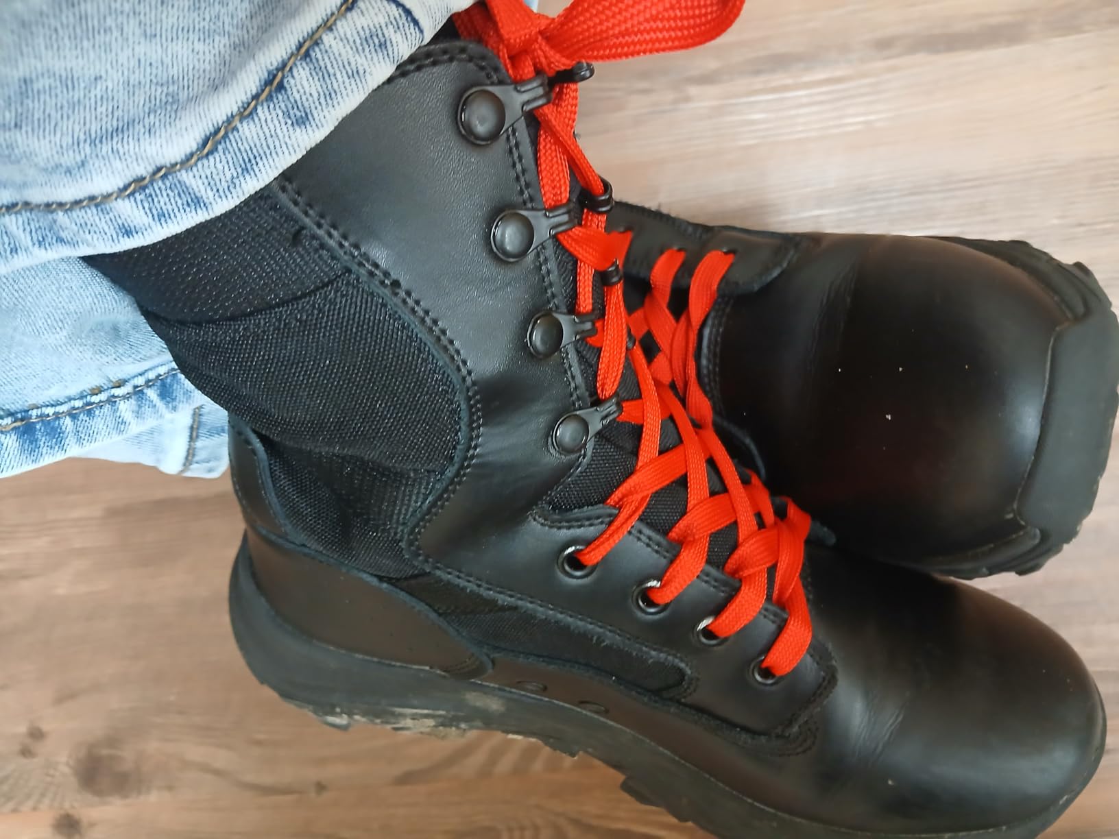 Women's 8 Inch Hiking Tactical Combat Boot Waterproof Military Work Boots Lightweight Military Boots Non Slip Ankle Support Outdoor Boots for Women customer photo 2