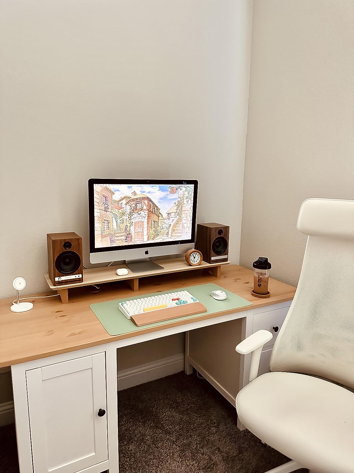 Audioengine HD4 Powered Bookshelf Speakers - Bluetooth 5.3 aptX Adaptive, 24-Bit DAC, White customer photo 2