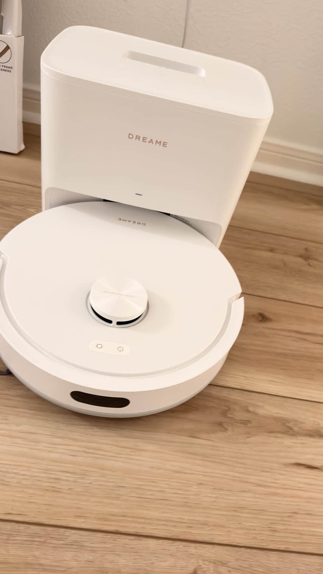 dreame D20 Plus Robot Vacuum and Mop, Detangling DuoBrush for Pet Hair | 13,000Pa Suction, Self-Emptying with 5L Dust Bag, LDS Mapping, App & Voice Control, Ideal for Hard Floors & Carpets customer photo 1