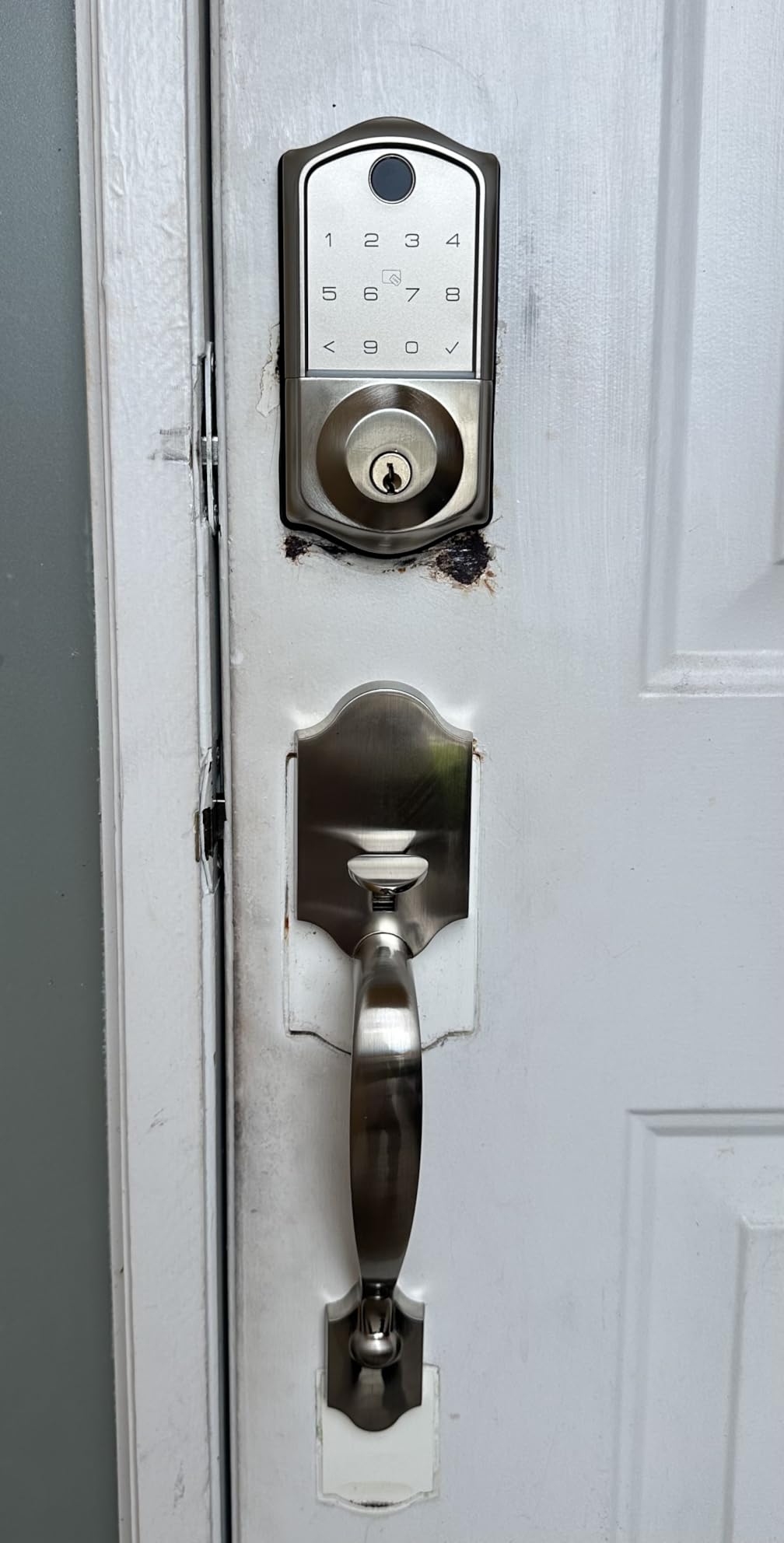 Veise VE017G-H Wi-Fi Smart Fingerprint Front Door Lock Set, Remote App Control, Keyless Entry Deadbolt with Handle, Backlit Keypad, IP55 Weatherproof, Auto Lock, Easy to Install, Matte Black customer photo 2