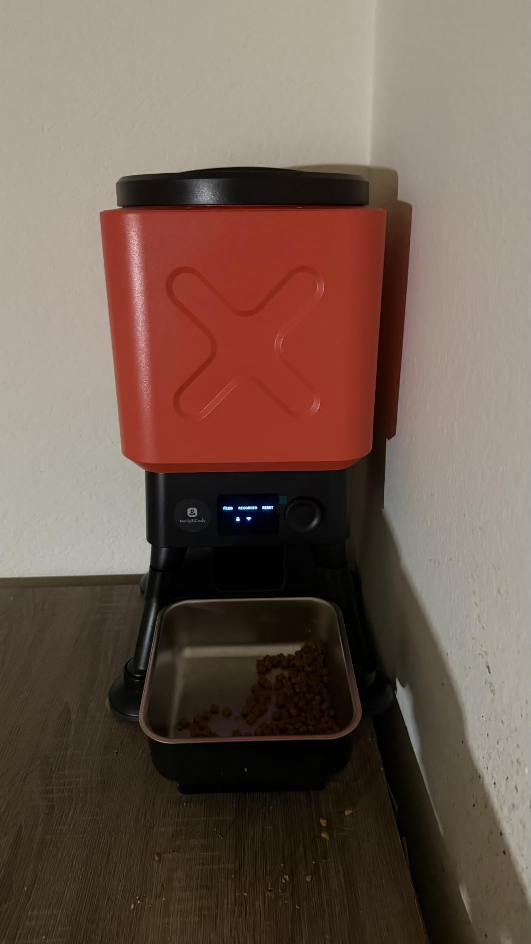 Automatic Dog Feeder for Large Dogs, 14L Capacity, Remote Feeding, Anti-Blockage System, Timed Auto Dog Food Dispenser, 2.4G WiFi App Control, Dual Power Supply, Stainless Steel Bowl customer photo 2