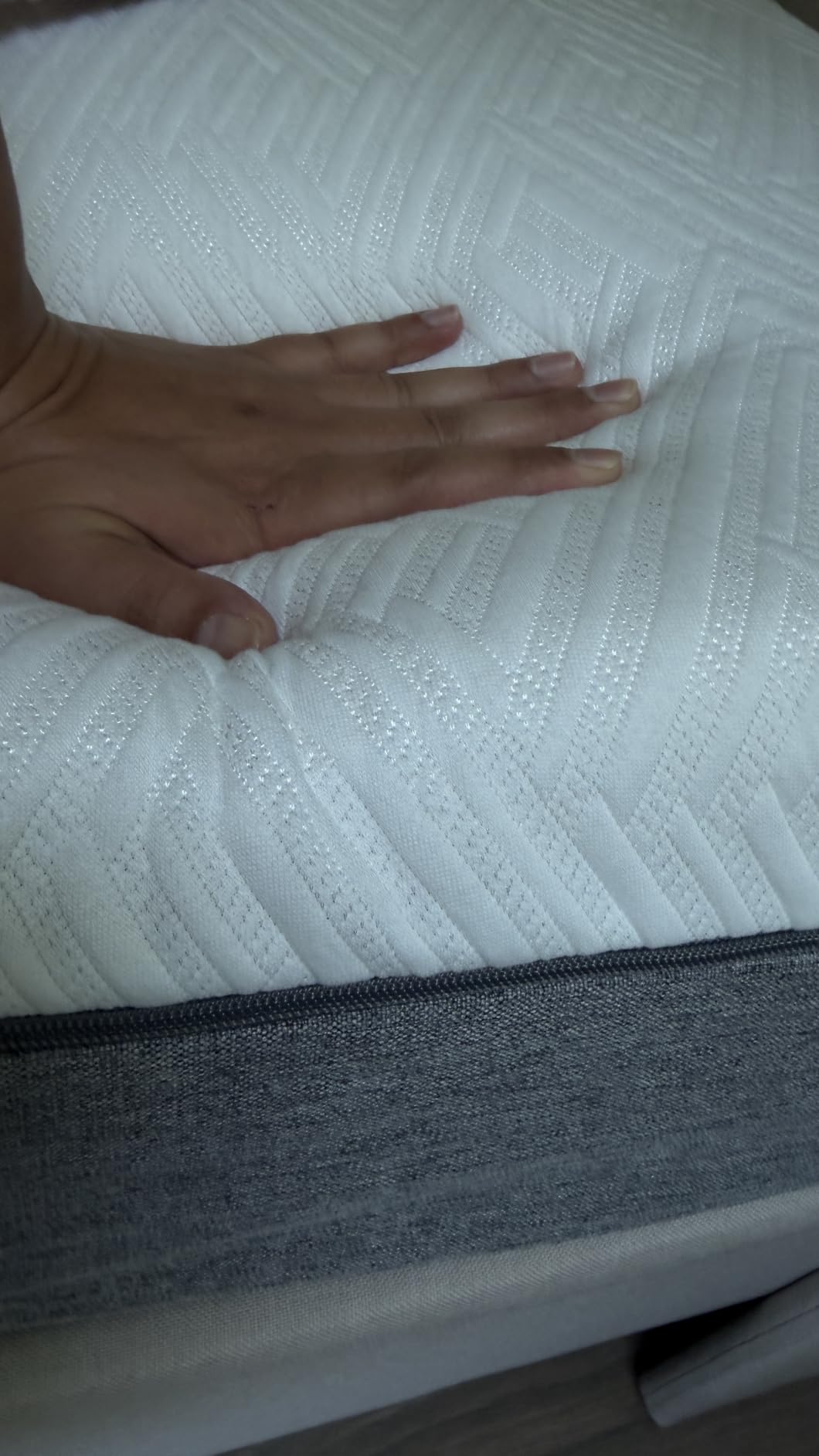 Novilla Bliss Memory Foam Mattress Queen, 10 Inch Gel Queen Mattress, Cooling Comfort, Pressure Relieving, Target Zoned Support, CertiPUR-US Certified customer photo 2