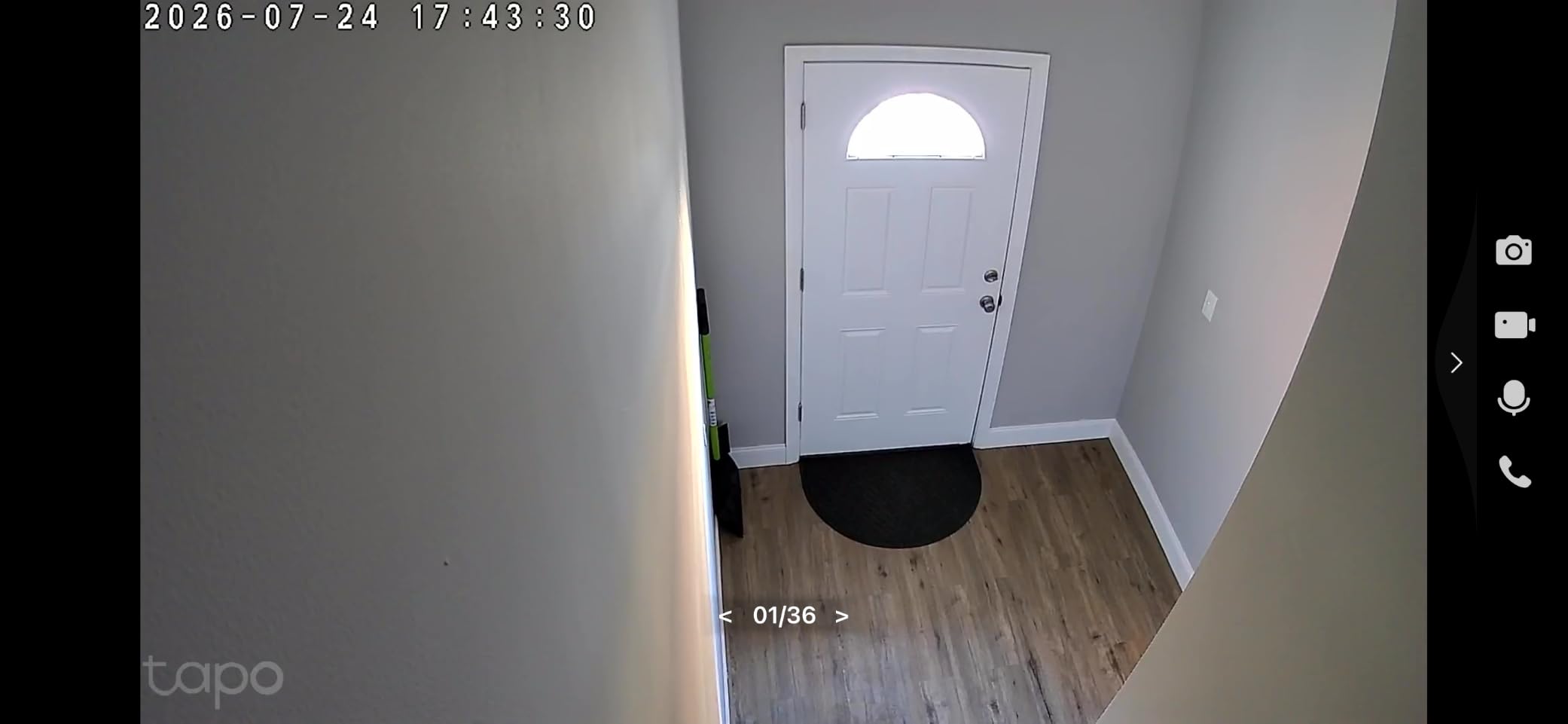 Tapo 1080p Outdoor Wireless Security Camera - Up to 180-Day Battery, Person Detection, Color Night Vision, Subscription-Free Local Storage or Optional Cloud, Works with Alexa & Google Assistant, C400 customer photo 1