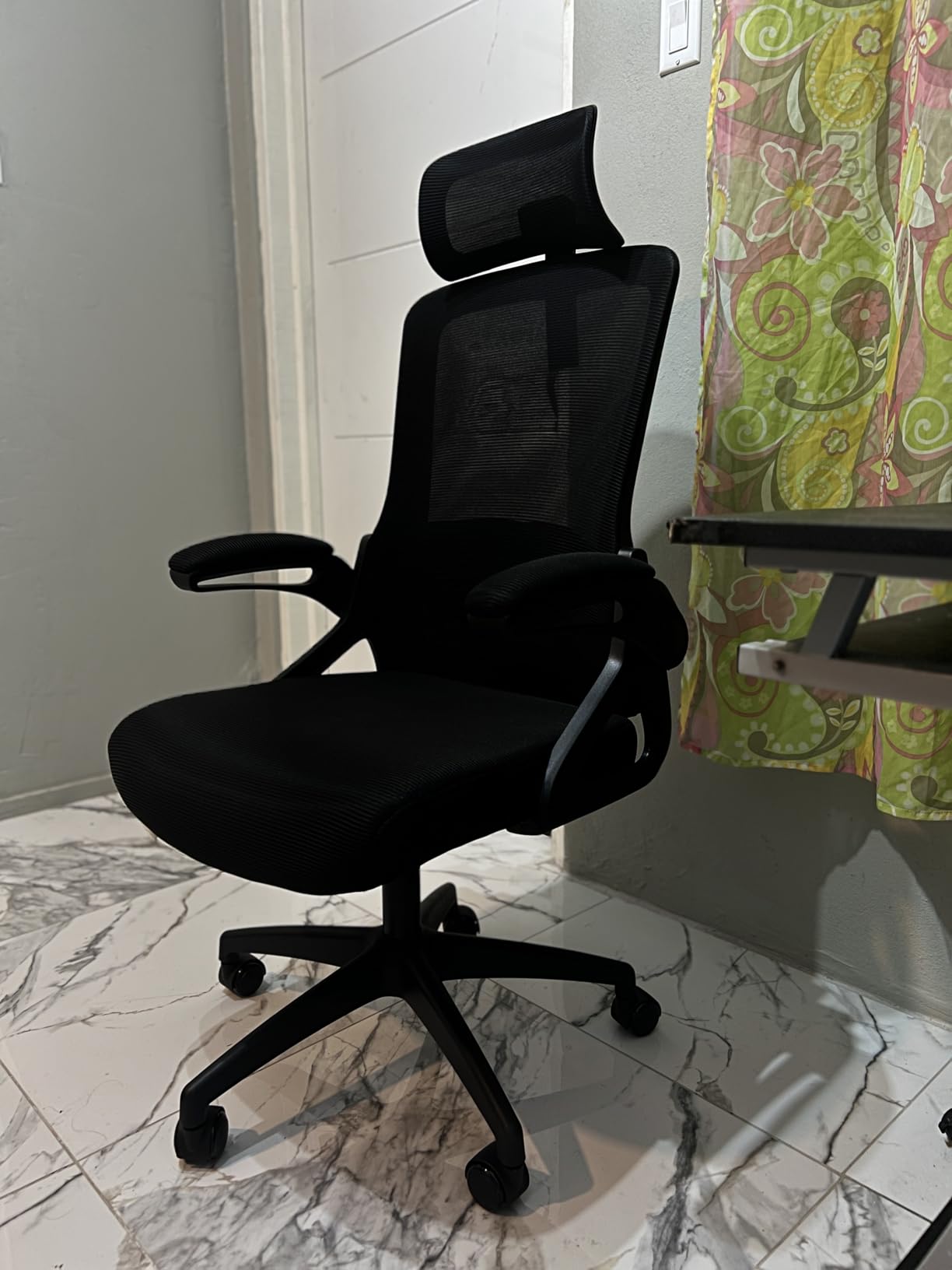 Fizzin Ergonomic Office Chair, 400 LBS Computer Chairs with Adjustable Lumbar Support, Breathable Mesh Desk Chair Ergonomic with Thickened Cushion, Comfy Home Office Desk Chair (Black) customer photo 1