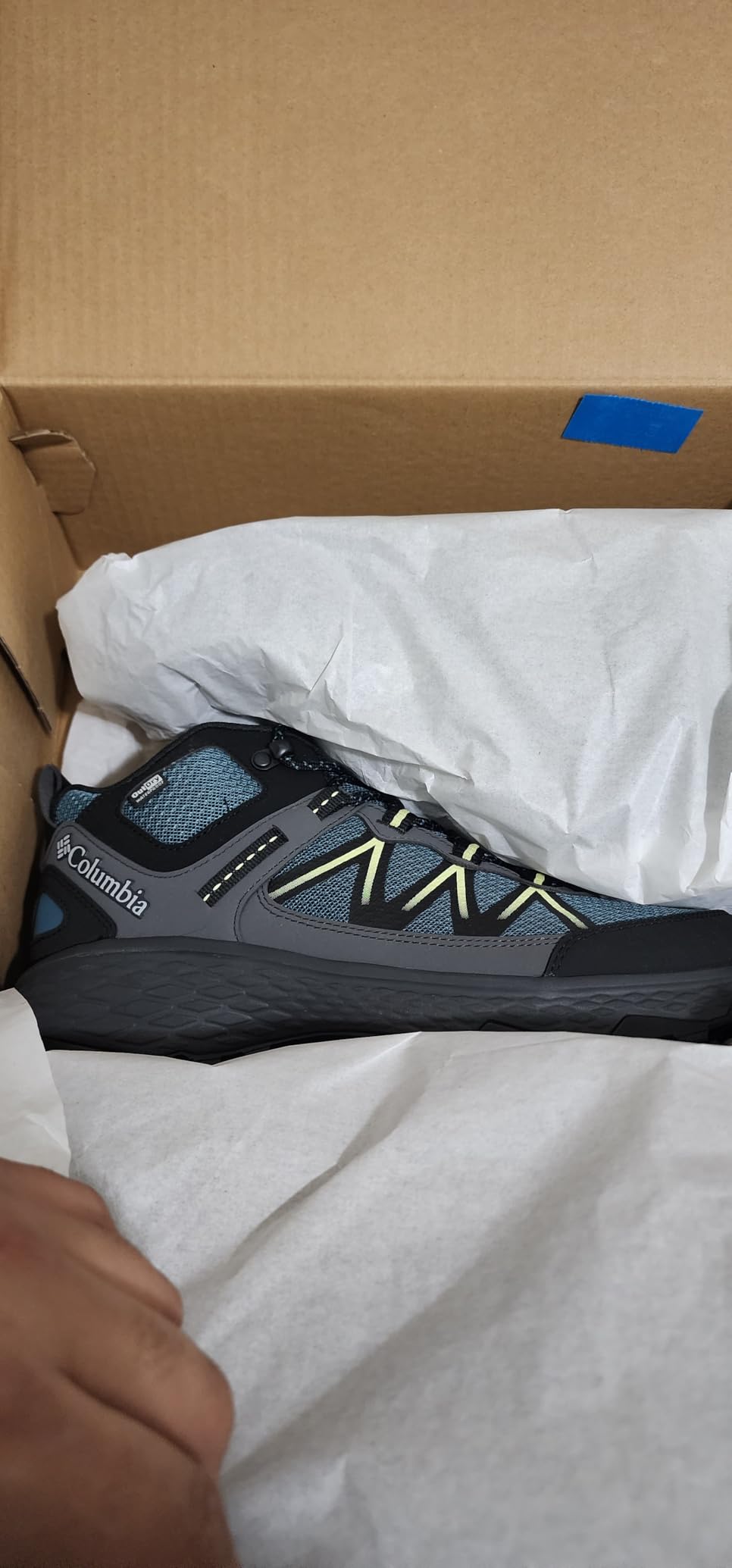 Columbia Men's Peakfreak Rush Mid Outdry Hiking Shoes customer photo 1