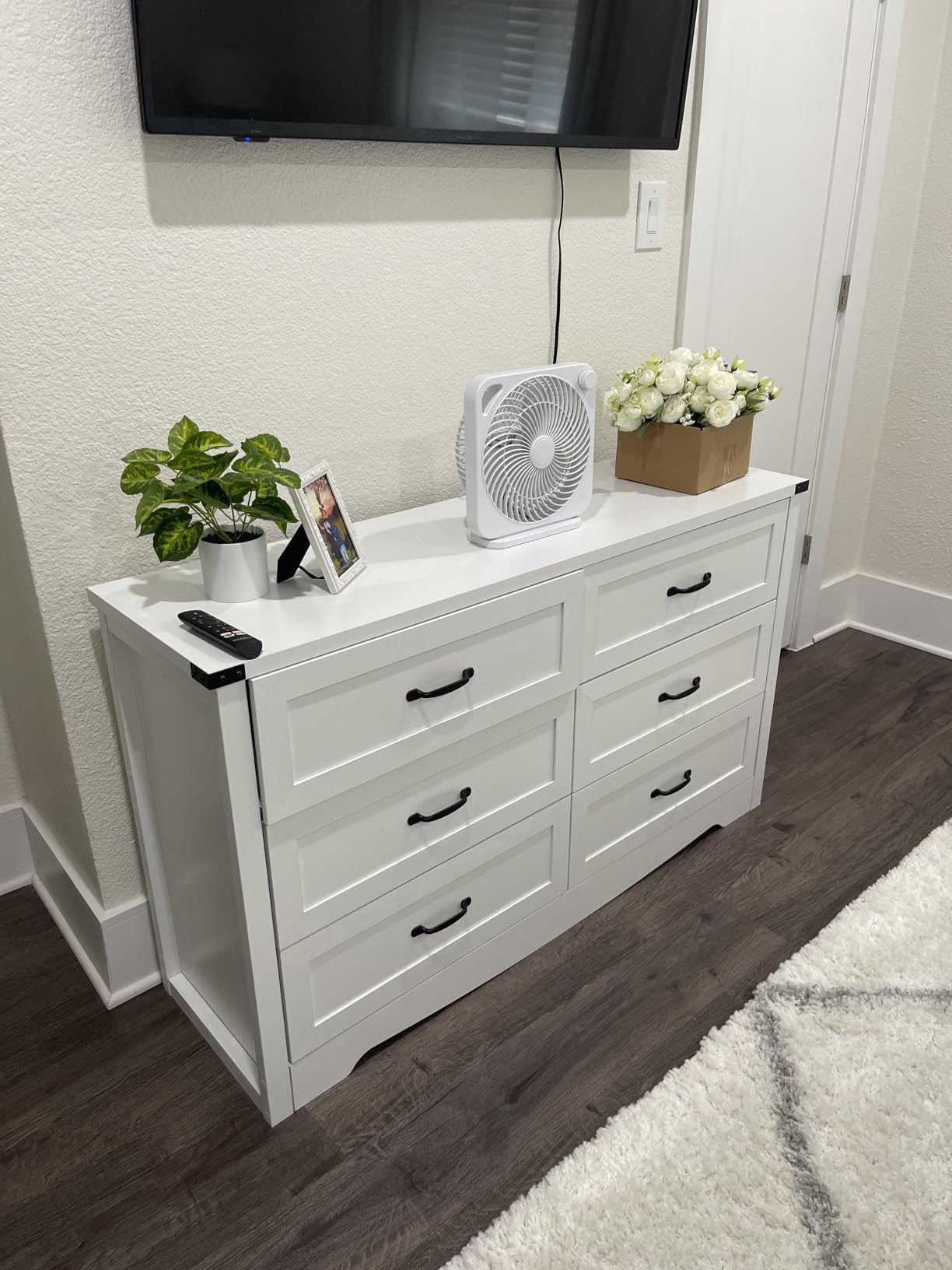 BORNOON 8-Drawer Dresser for Bedroom, Modern Wooden Chest of Drawers with Metal Handles, Anti-Tipping Design, Sturdy and Stable Storage Organizer for Living Room, Entryway, Home Office customer photo 2