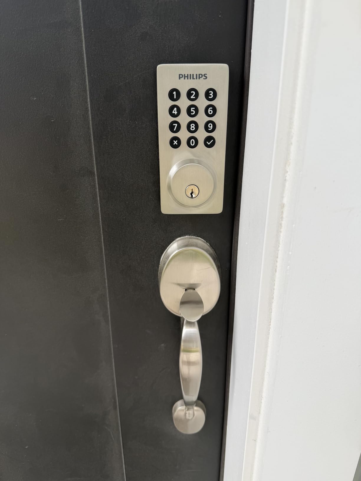 Philips WiFi Smart Keypad Deadbolt Lock, App Remote Control, No Hub Required, Works with Alexa & Google customer photo 1