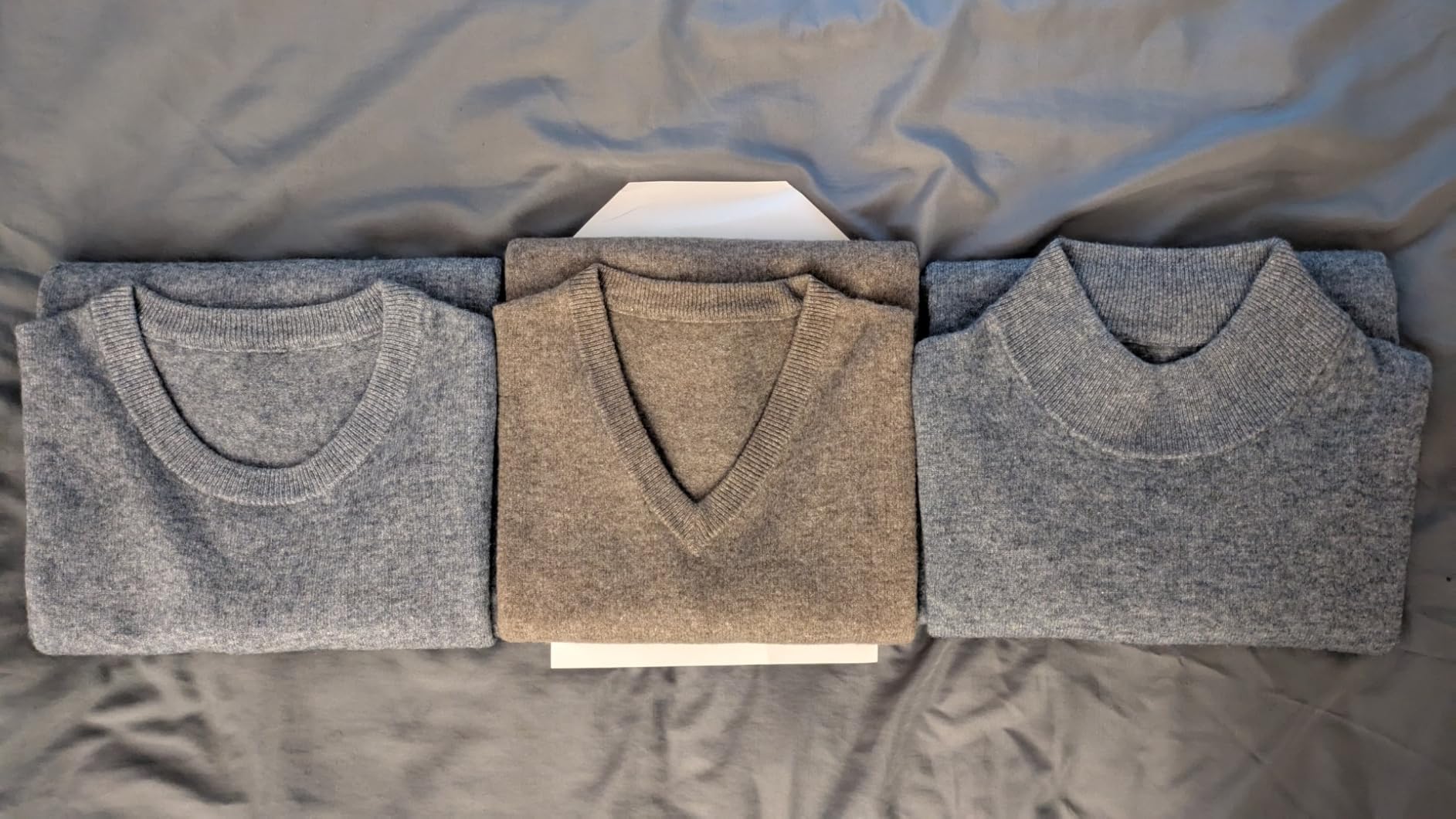 Chanyarn Men's 100% Merino Wool Sweater 2025 Fall Winter First-Line Ready to Wear V Neck Long Sleeve Seamless Knit Sweater customer photo 2