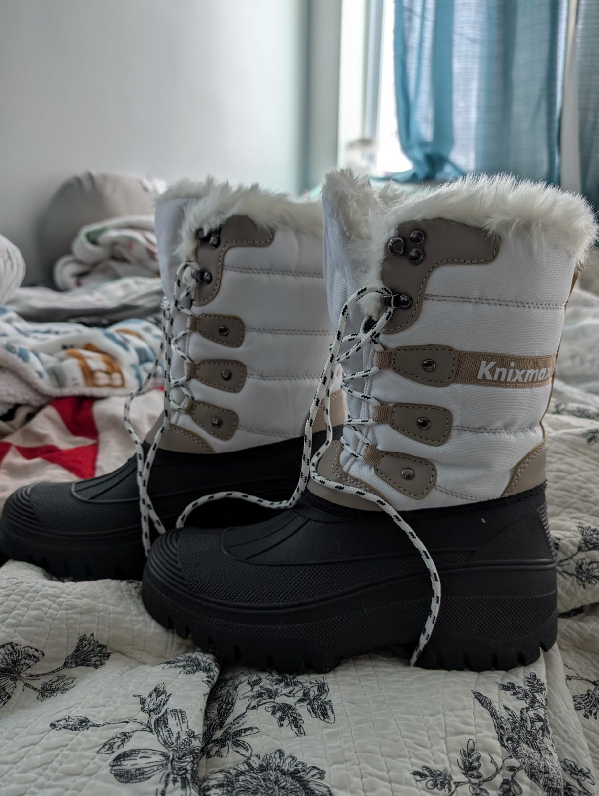 Knixmax Women's Winter Snow Boots Waterproof Mid Calf Booties Fur Lined Warm Outdoor Insulated Mucker Yard Skiing Hiking Boots for Women Size 6-11 customer photo 2