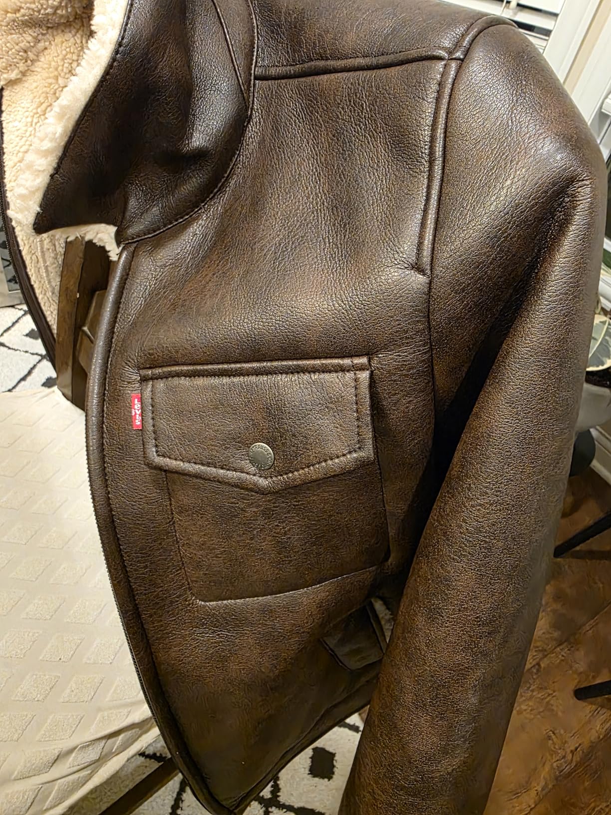 Levi's Men's Faux Shearling Trucker Jacket customer photo 2
