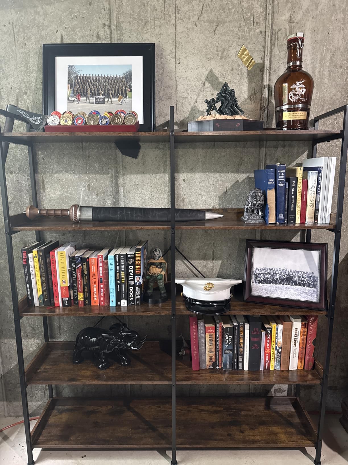 Huuger 5 Tier Bookshelf, Display Bookshelf with 10 Open Shelves and Raised Baffle, 47.2 Inch Straight Wide Bookcase with Metal Frame and Wooden Board, Adjustable Feet, Rustic Brown customer photo 2