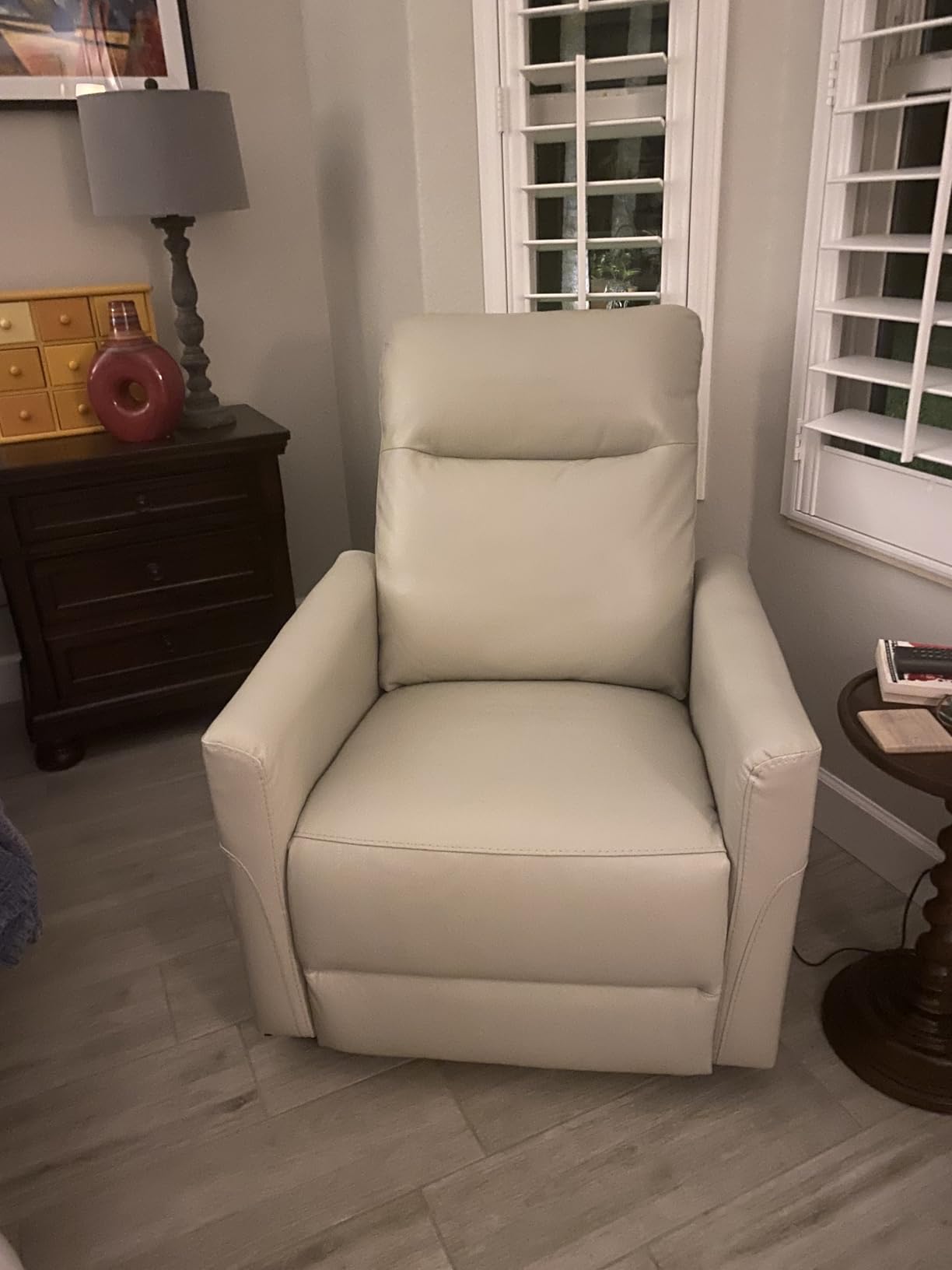 CHITA Power Recliner Chair for Adults, Electric Zero Clearance Wall Hugger Recliner for Small Spaces, Modern Living Room and RV Recliner Chair with Adjustable Power Headrest & Charging Ports, Cream customer photo 2