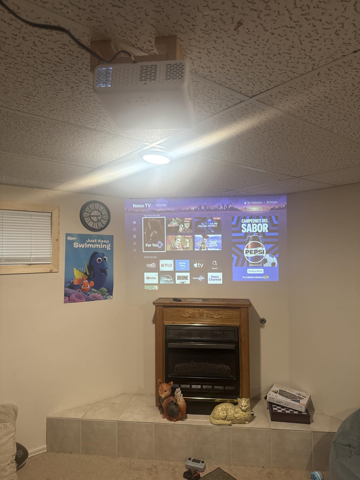 Aurzen Roku TV D1R Smart Portable Outdoor Projector with WiFi and Bluetooth customer photo 1