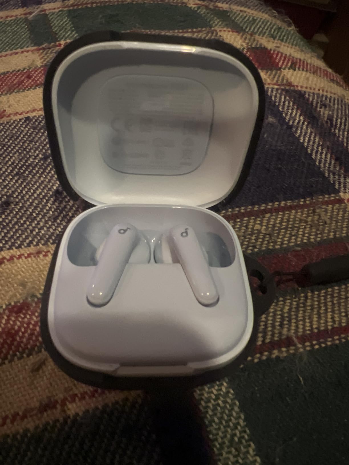 Soundcore P31i by Anker, Real-Time Adaptive Noise Cancelling, Hi-Res Sound, Translation Earbuds, 50H Playtime, Wireless Earbuds, Bluetooth Earphones, Spatial Audio, Fast Charging, IP55 (Black) customer photo 1