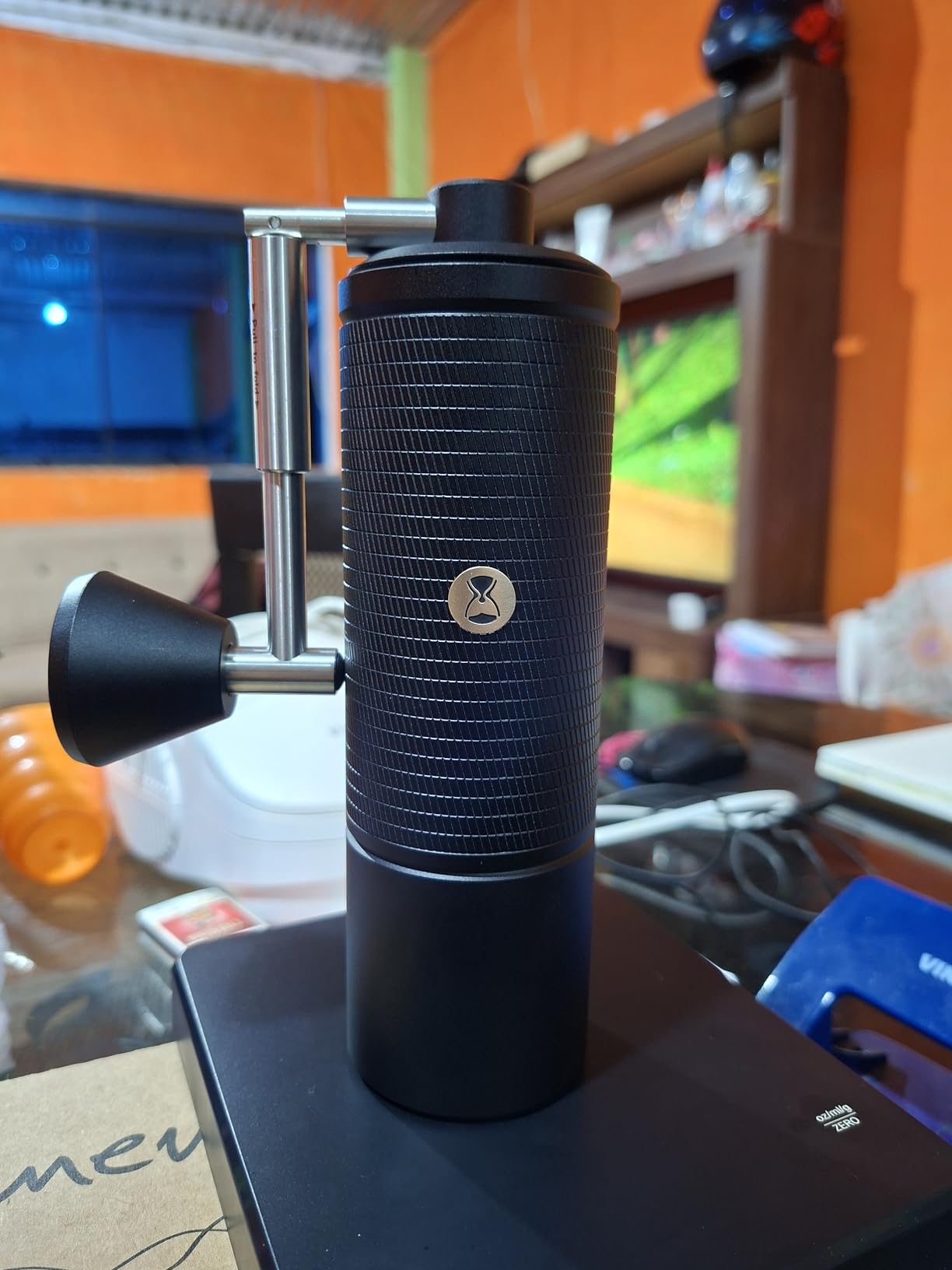 TIMEMORE C5 Pro Manual Coffee Grinder Capacity 30g with CNC Stainless Steel Conical Burr - Internal Adjustable Setting, Double Bearing Positioning (C5 Pro Matte Black) customer photo 1