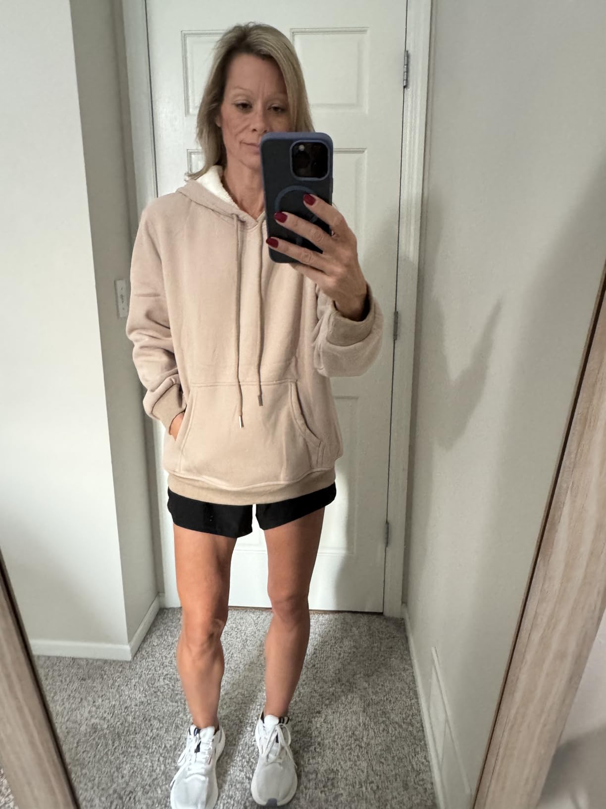 Trendy Queen Women's Winter Fleece Sherpa Lined Hoodie Casual Warm Pullover Hooded Sweatshirt customer photo 2