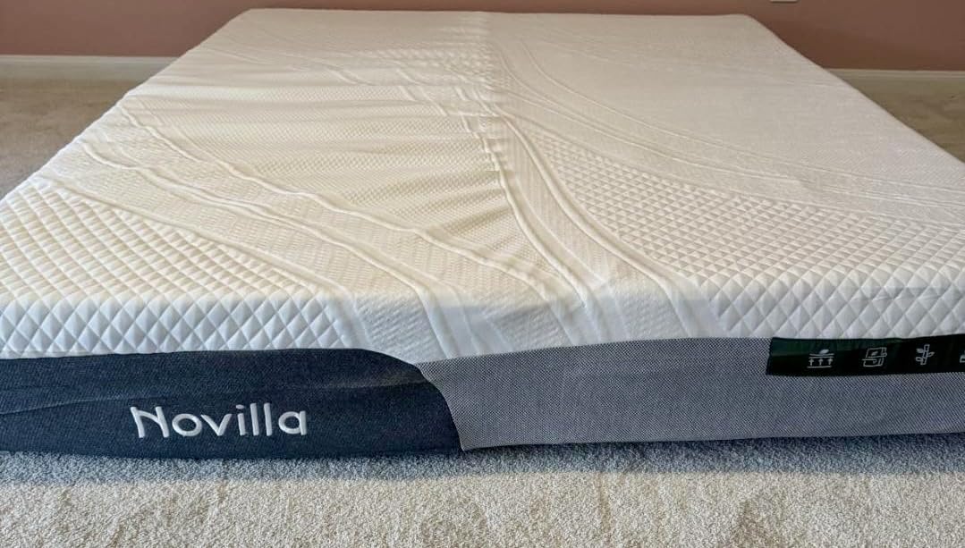 Novilla Queen Mattress 14 Inch, Gel-Infused Bliss Cooling Queen Memory Foam Mattress in a Box with Cool-Touch Nylon Cover, Pain Relief & Spinal Support with CertiPUR-US Certified Foam customer photo 1