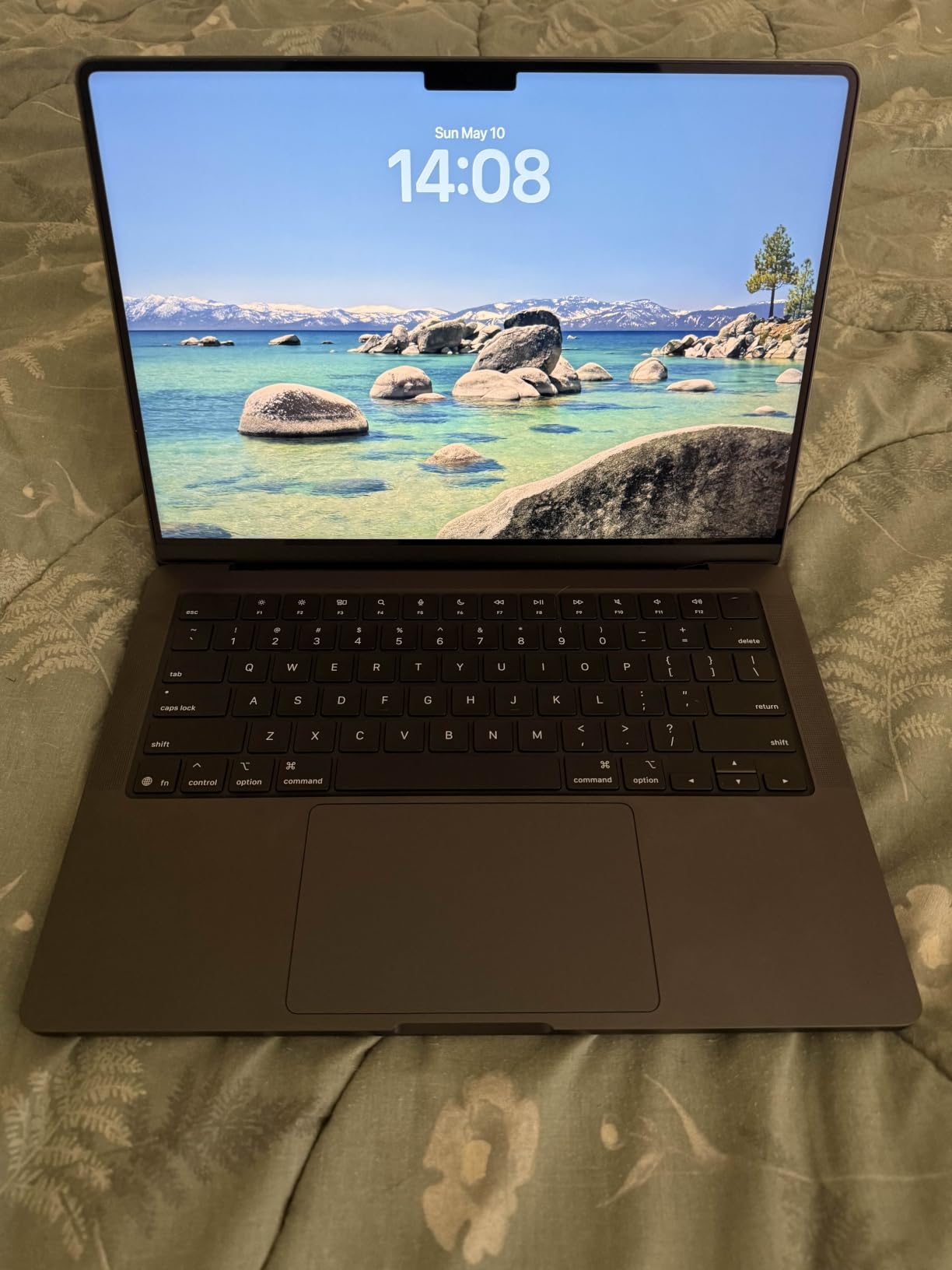 Apple 2025 MacBook Pro Laptop with Apple M5 chip with 10-core CPU and 10-core GPU: Built for AI, 14.2-inch Liquid Retina XDR Display, 16GB Unified Memory, 1TB SSD Storage; Space Black customer photo 1