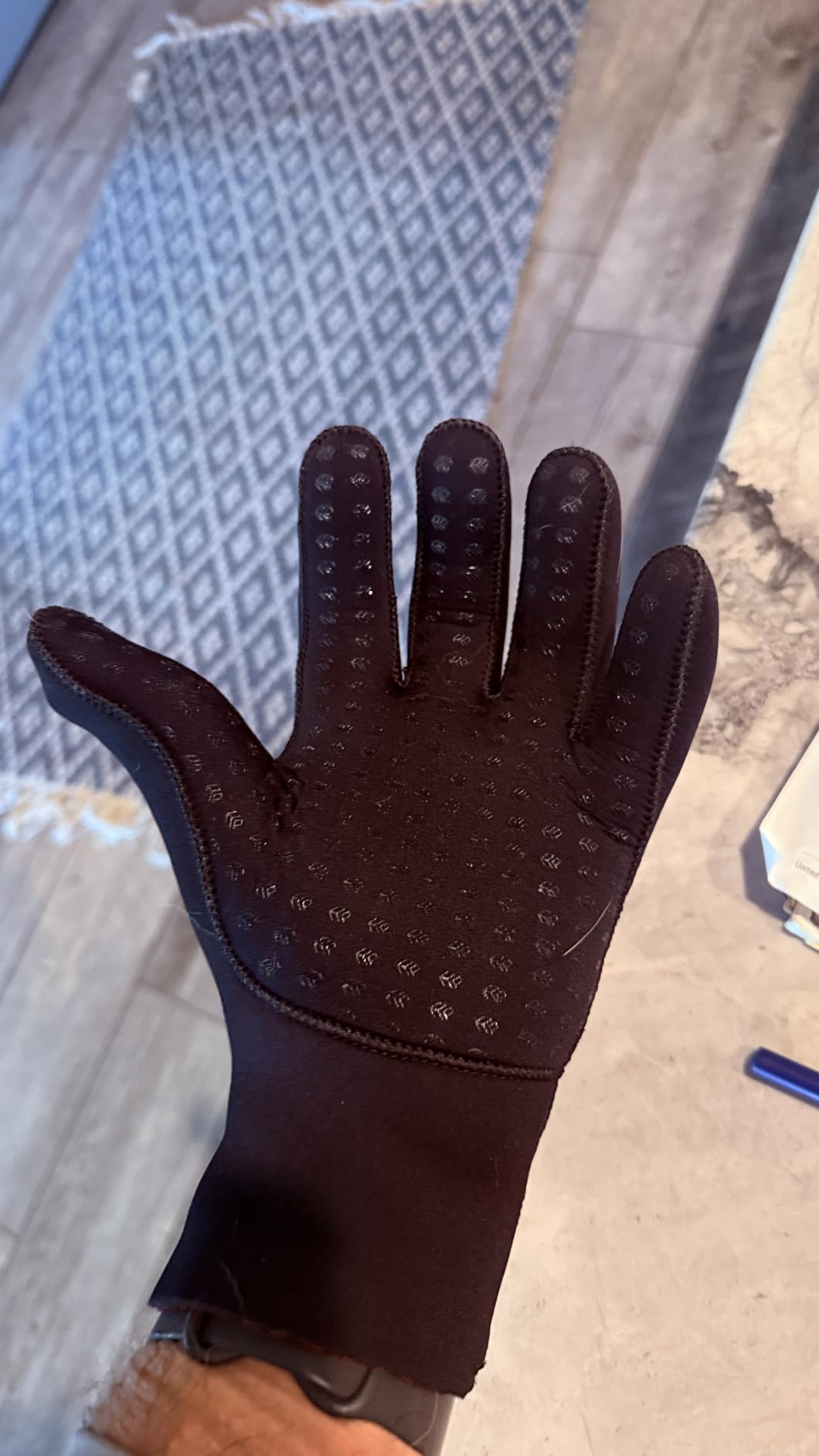 5mm Ultra Stretch Neoprene Water Gloves - Five Finger Winter Gloves for Scuba Diving, Snorkeling, Surfing, Kayaking, Canoeing, and Spearfishing customer photo 2