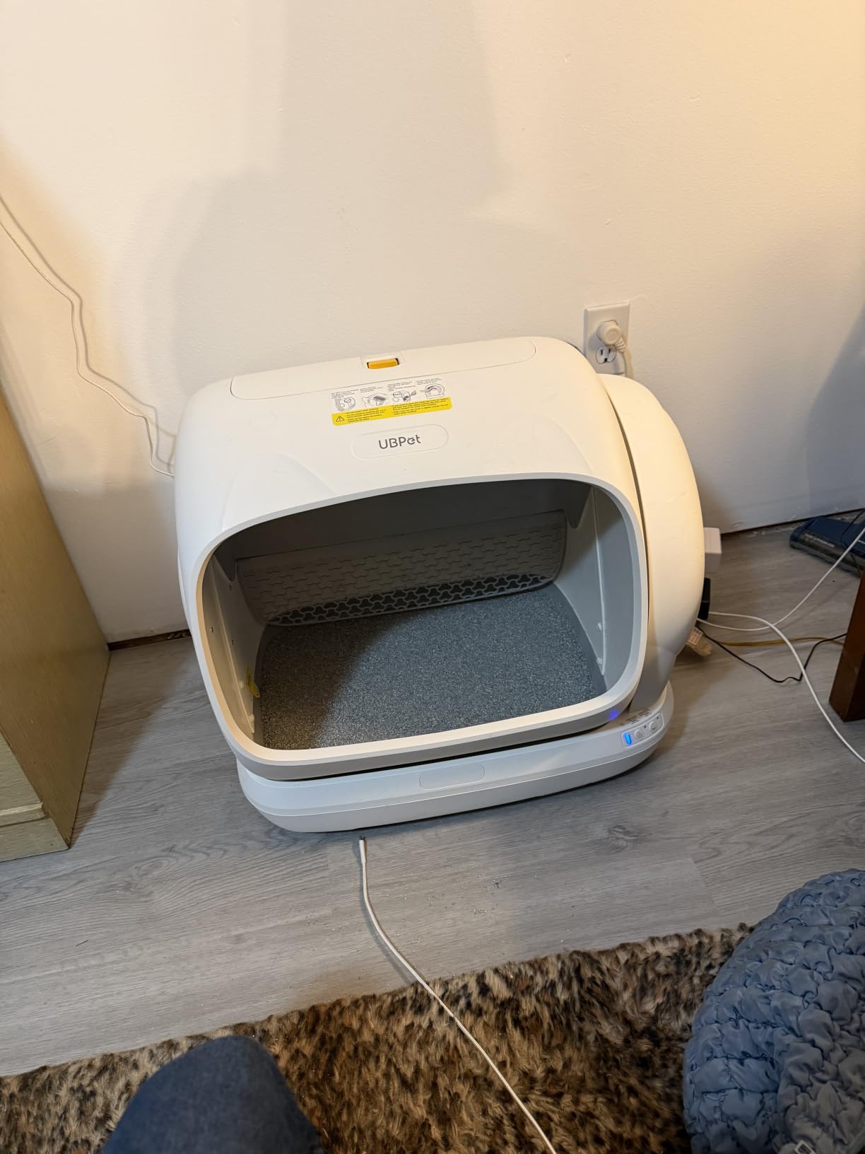 UBPET Self Cleaning Cat Litter Box, XXXL Automatic Litter Box for Multiple Cats, Weight Sensors Safety Protection, Smart APP Control, Odor Control, Works with Clumping/Bentonite Litter (XX-Large) customer photo 1
