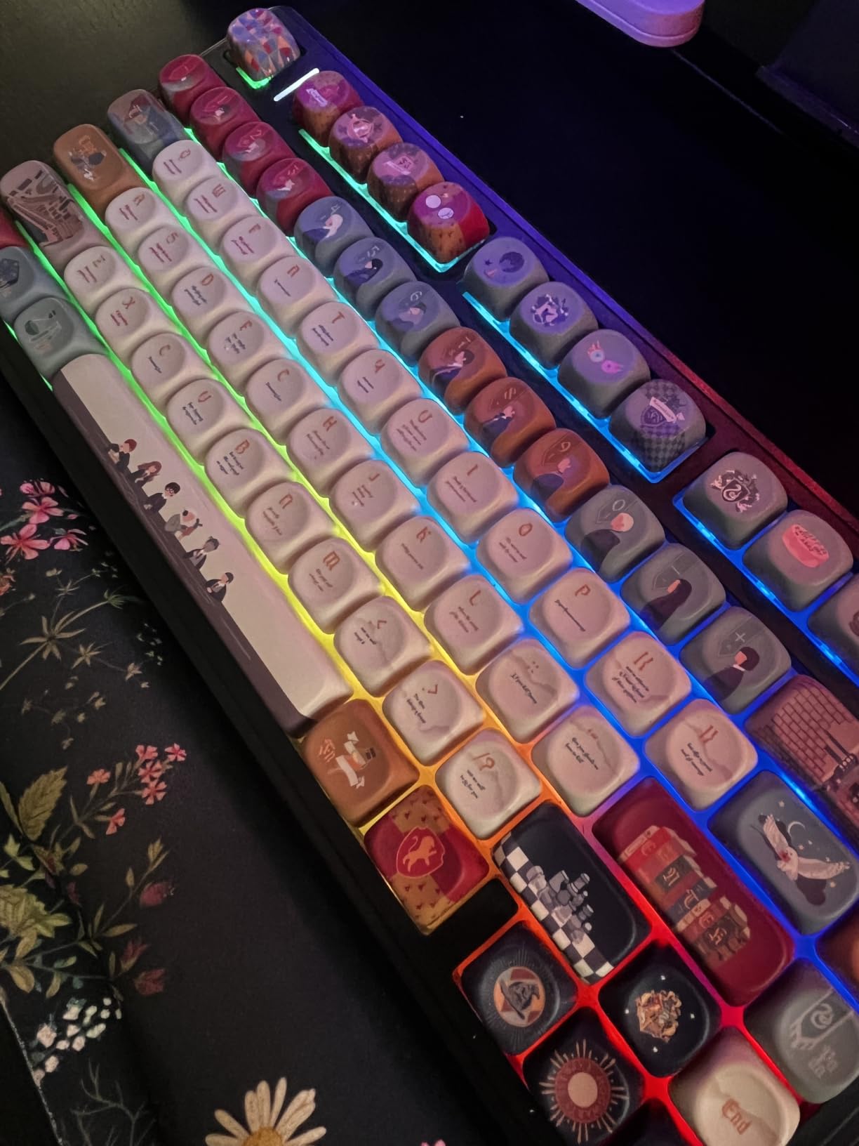 AULA F75 75% Wireless Mechanical Keyboard, Hot Swappable Creamy Keyboard, Pre-lubed Linear Switches, 2.4GHz/Type-C/BT5.0, RGB Backlit Gaming Keyboards (White&Brown) customer photo 2