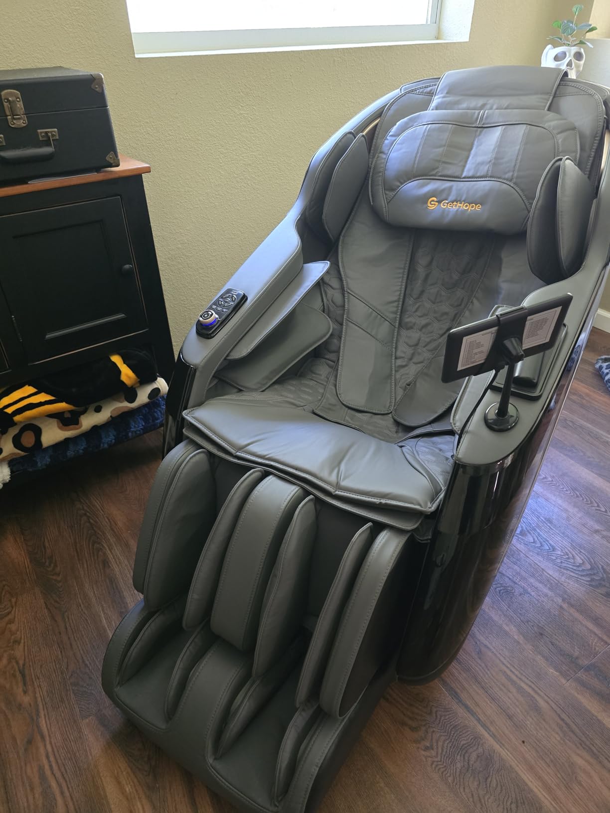 4D Massage Chair Full Body - 53.2