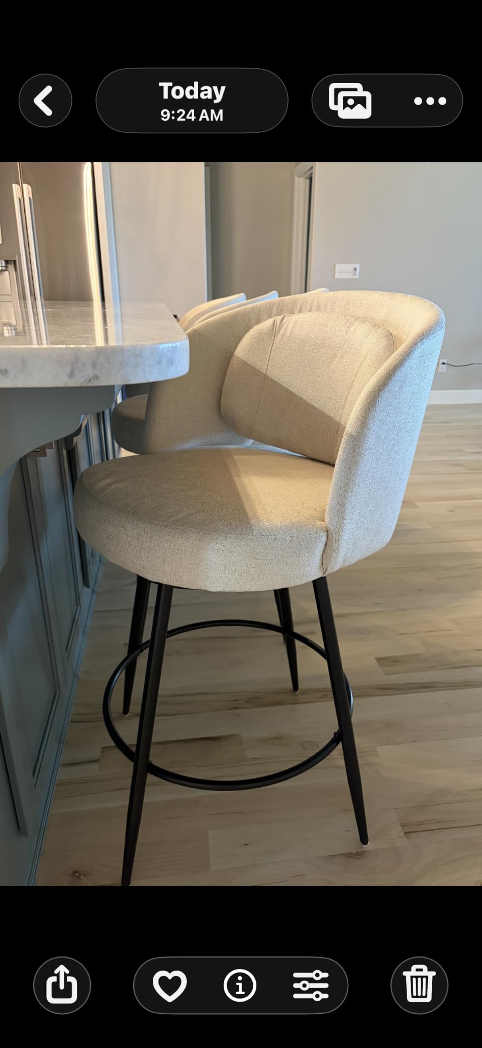 LUE BONA 26''H Swivel Bar Stools Set of 4, Counter Height Bar Stools with Backs, Lumbar Pillow and Black Metal Frames, Upholstered Modern Barstools for Kitchen Island, Chenille Farbic, Green customer photo 1