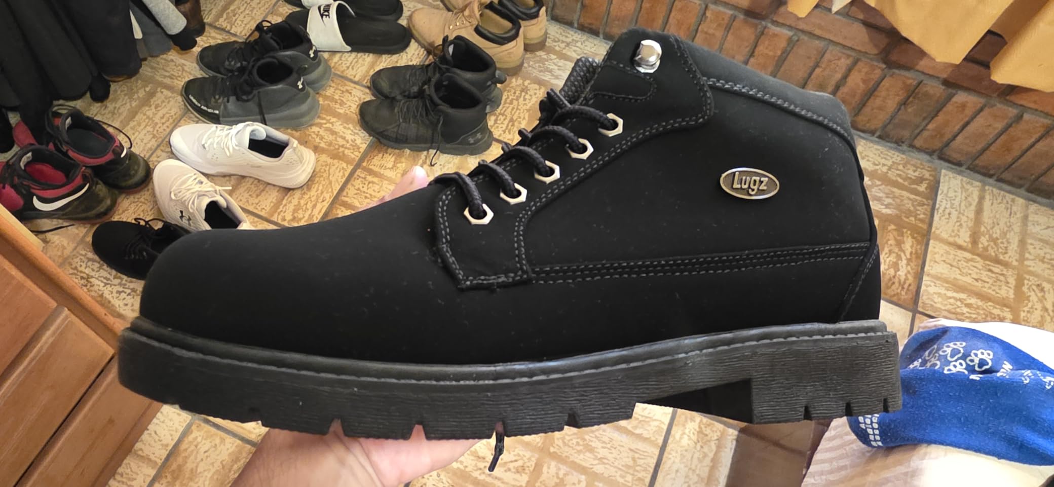 Lugz Men's Mantle Mid Classic Chukka Fashion Boot customer photo 1