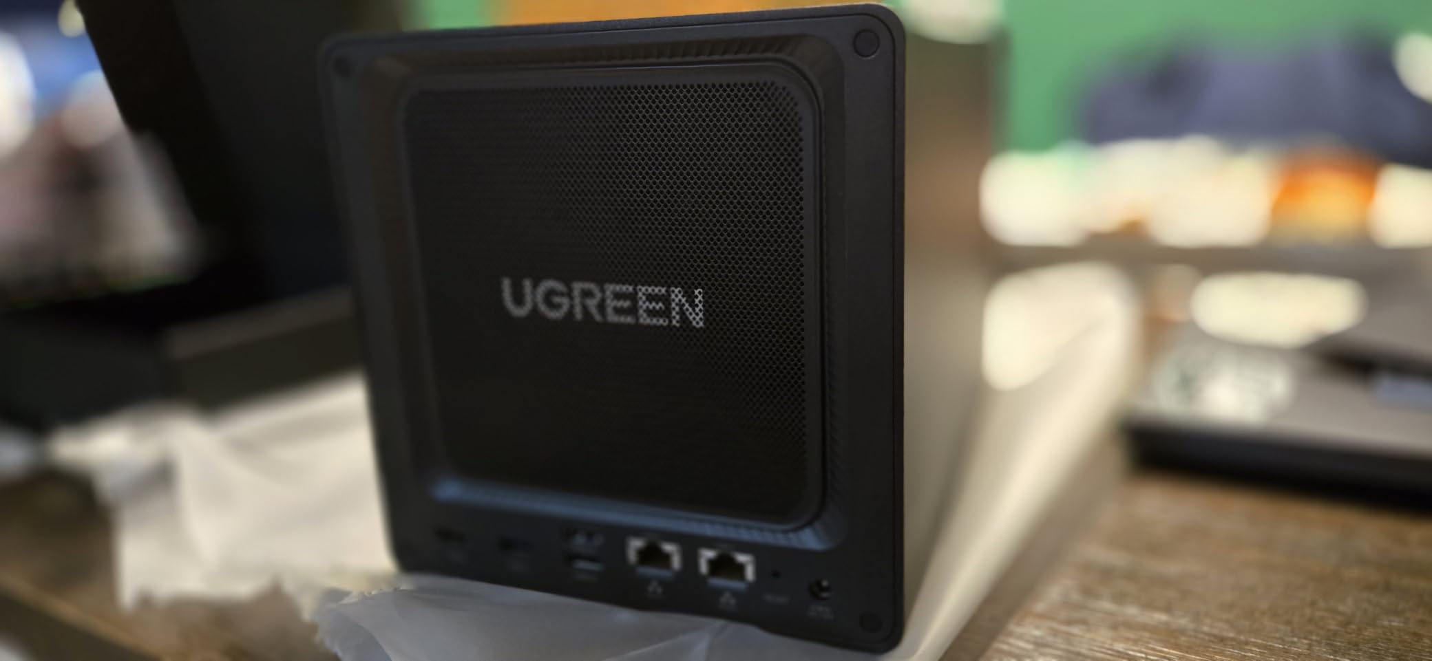 UGREEN NAS DXP4800 GT 4-Bay Desktop NAS, AMD R2514 CPU, 8GB DDR4 RAM | 2x 10GbE, 2X M.2 NVMe Slots, 4K HDMI Ideal for Smart Home Enthusiasts, Office Teams, Network Attached Storage (Diskless) customer photo 1