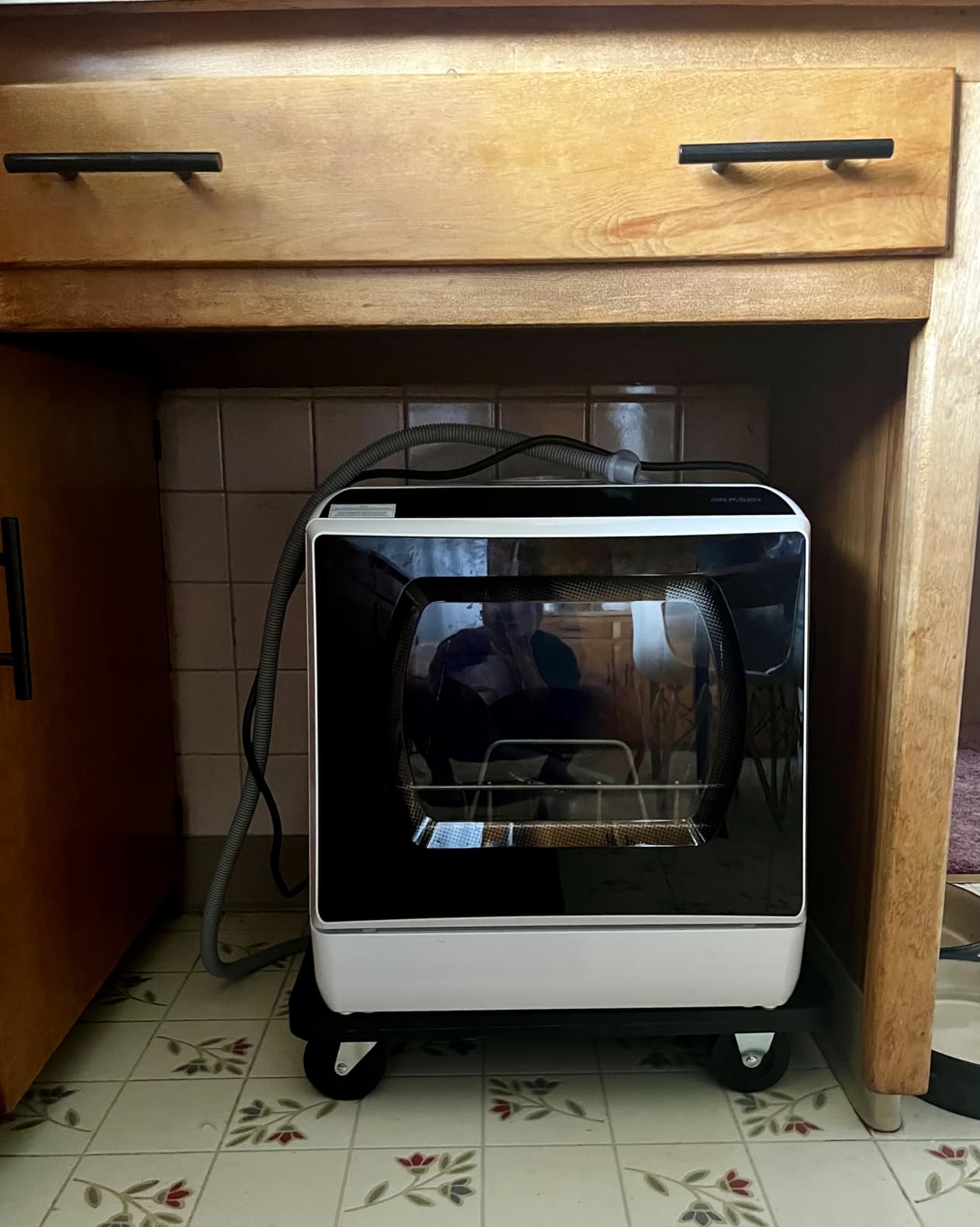 AIRMSEN Portable Countertop Dishwashers, 5 Washing Programs Mini Dishwashers with 1.2 Gal Built-in Water Tank and Double-layered Glass Door, No Hookup Needed for Home, Apartments & RVs customer photo 1