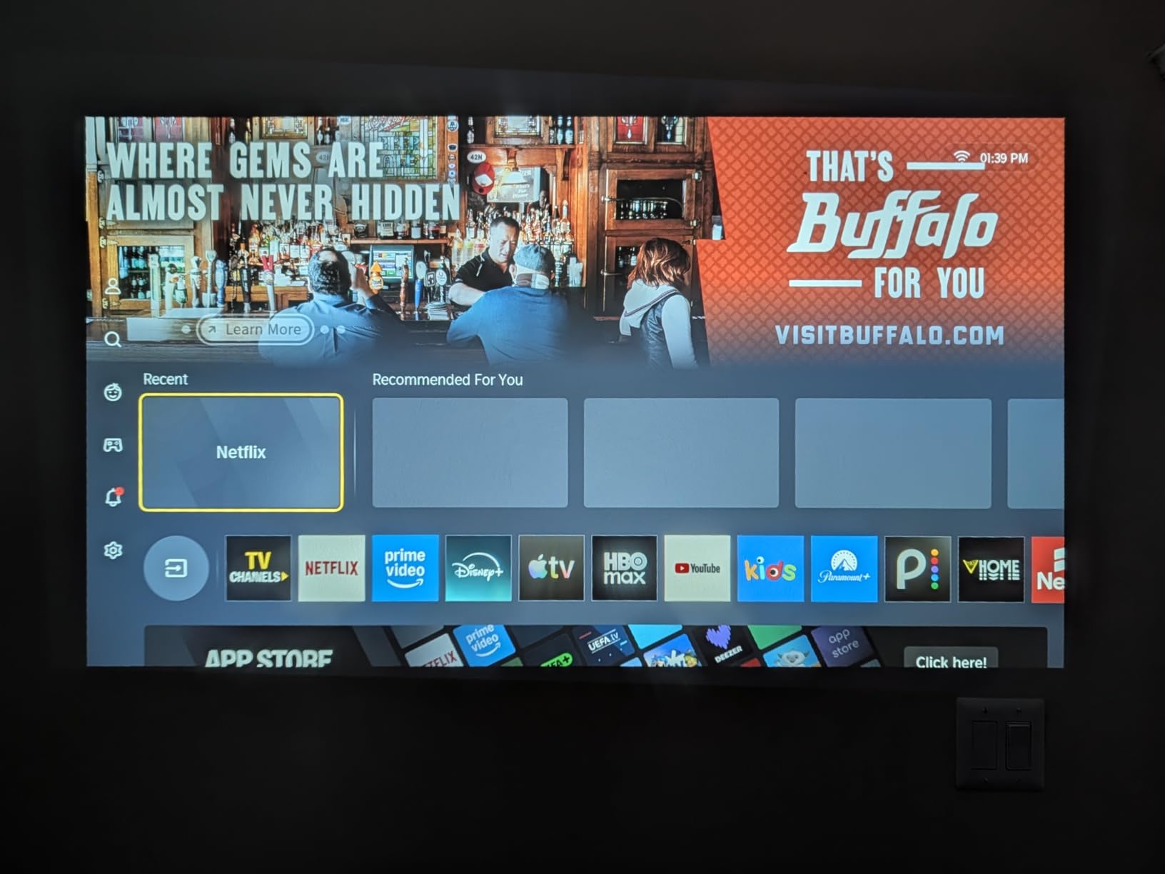 Smart Projector 4K [VIDAA Live TV & 36W Dolby & Voice Control] Short Throw Projector Compatible with Netflix customer photo 2