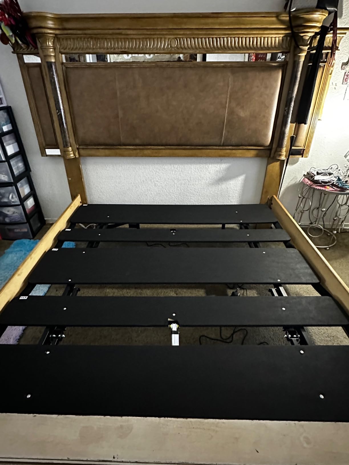 Mixcous King Adjustable Bed Frame Heavy Duty 750 lbs - Zero Gravity Electric Base with Wireless Remote for Back Pain Relief, Head & Foot Incline, Easy Assembly customer photo 2