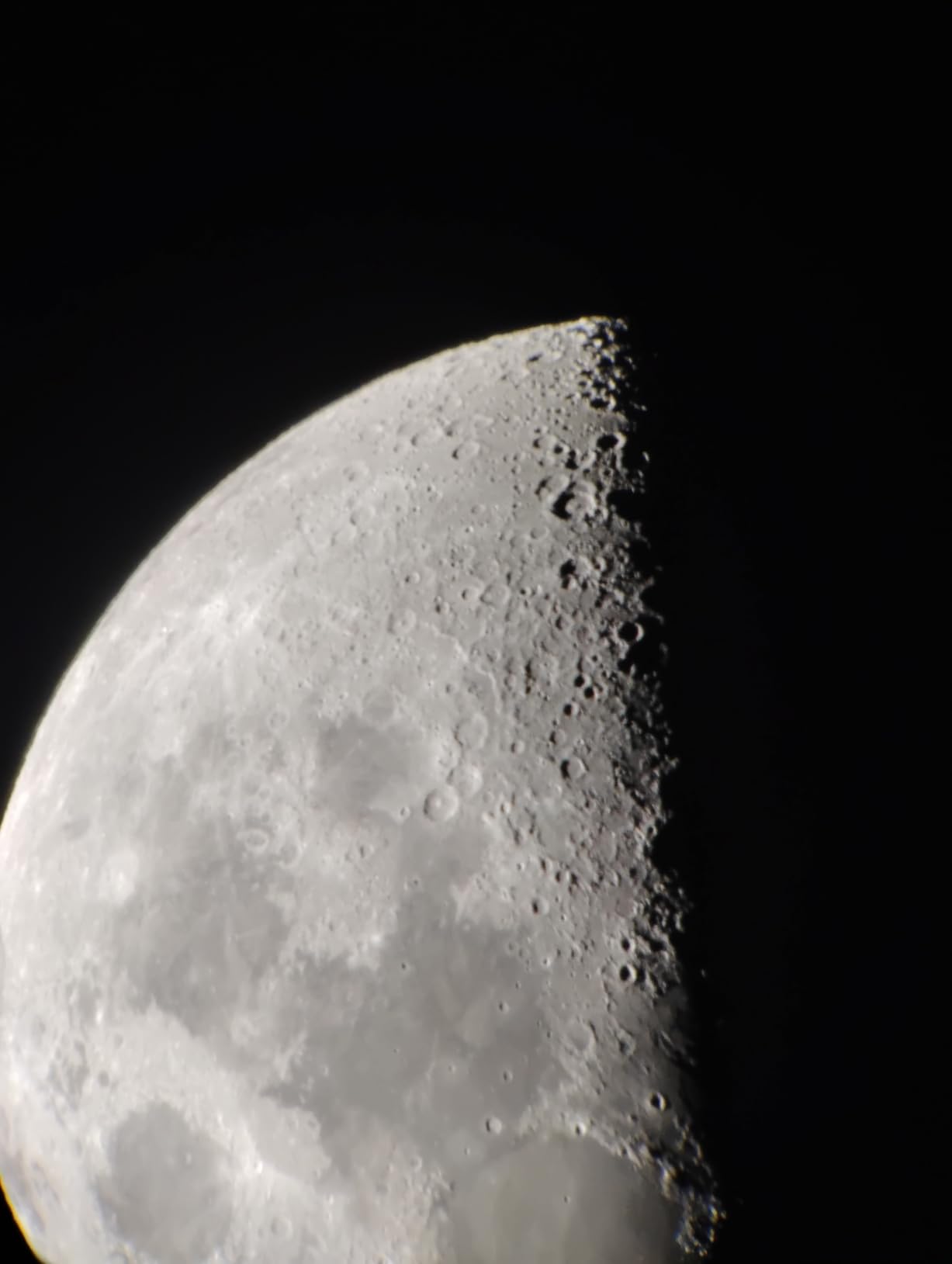 Celestron PowerSeeker 114EQ Reflector Telescope for Backyard Astronomy | Manual German Equatorial, Bonus Astronomy Software Package, 114mm Aperture customer photo 2